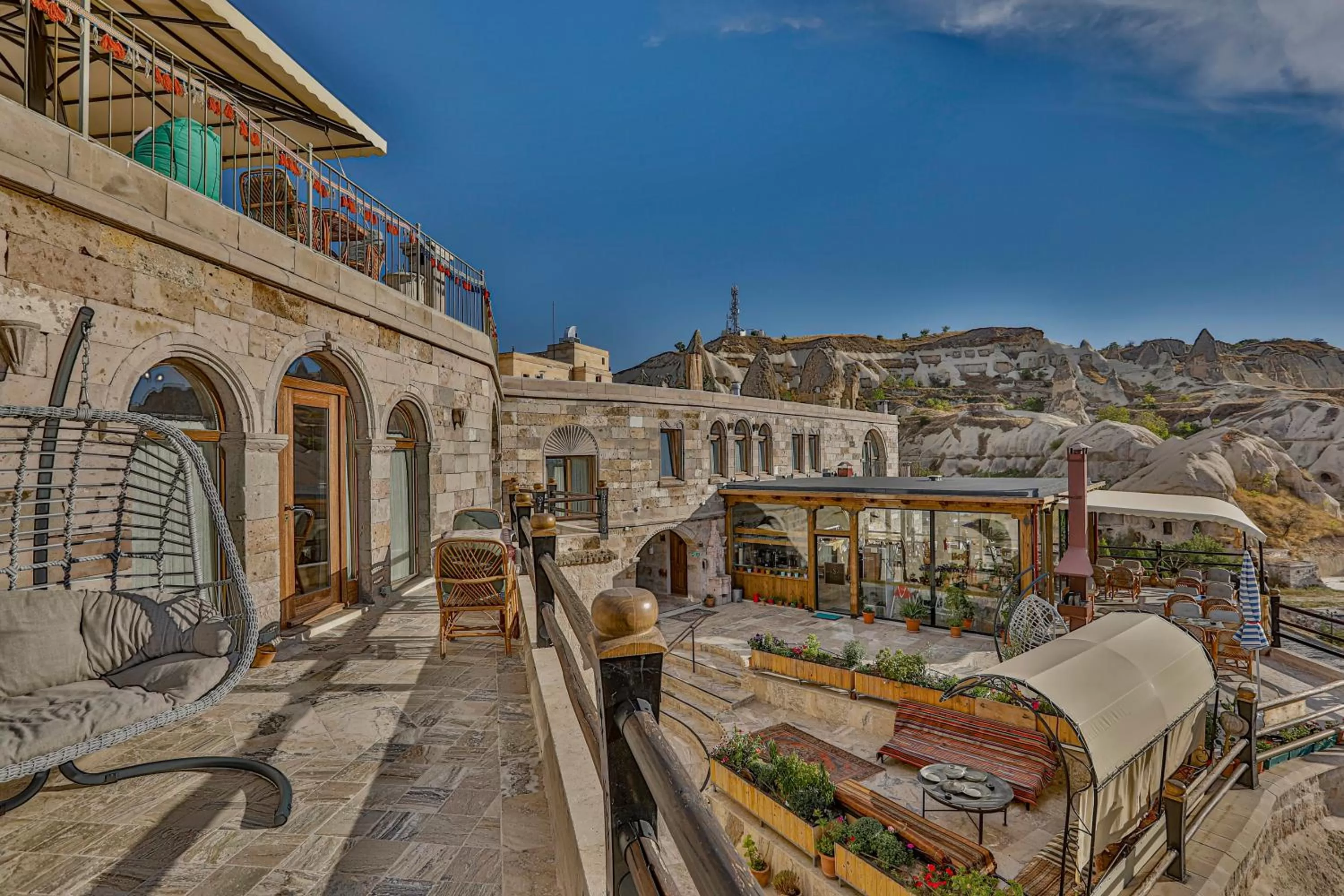 Natural landscape in Şah Saray Cave Suites Halal Hotel