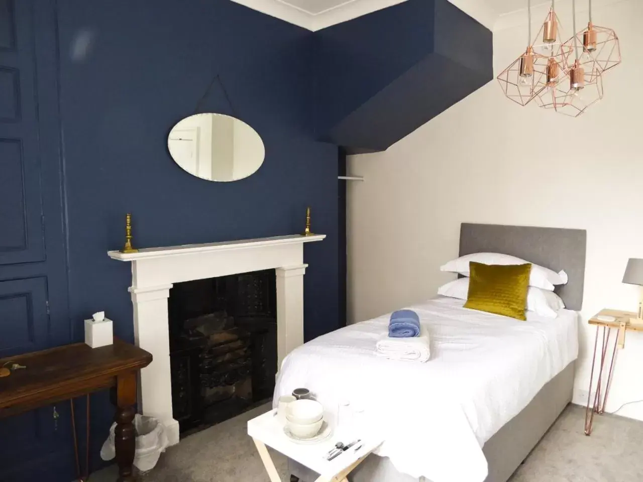 Deluxe Twin Room - single occupancy in Rosalind House Deluxe Twin Room - single occupancy in Rosalind House