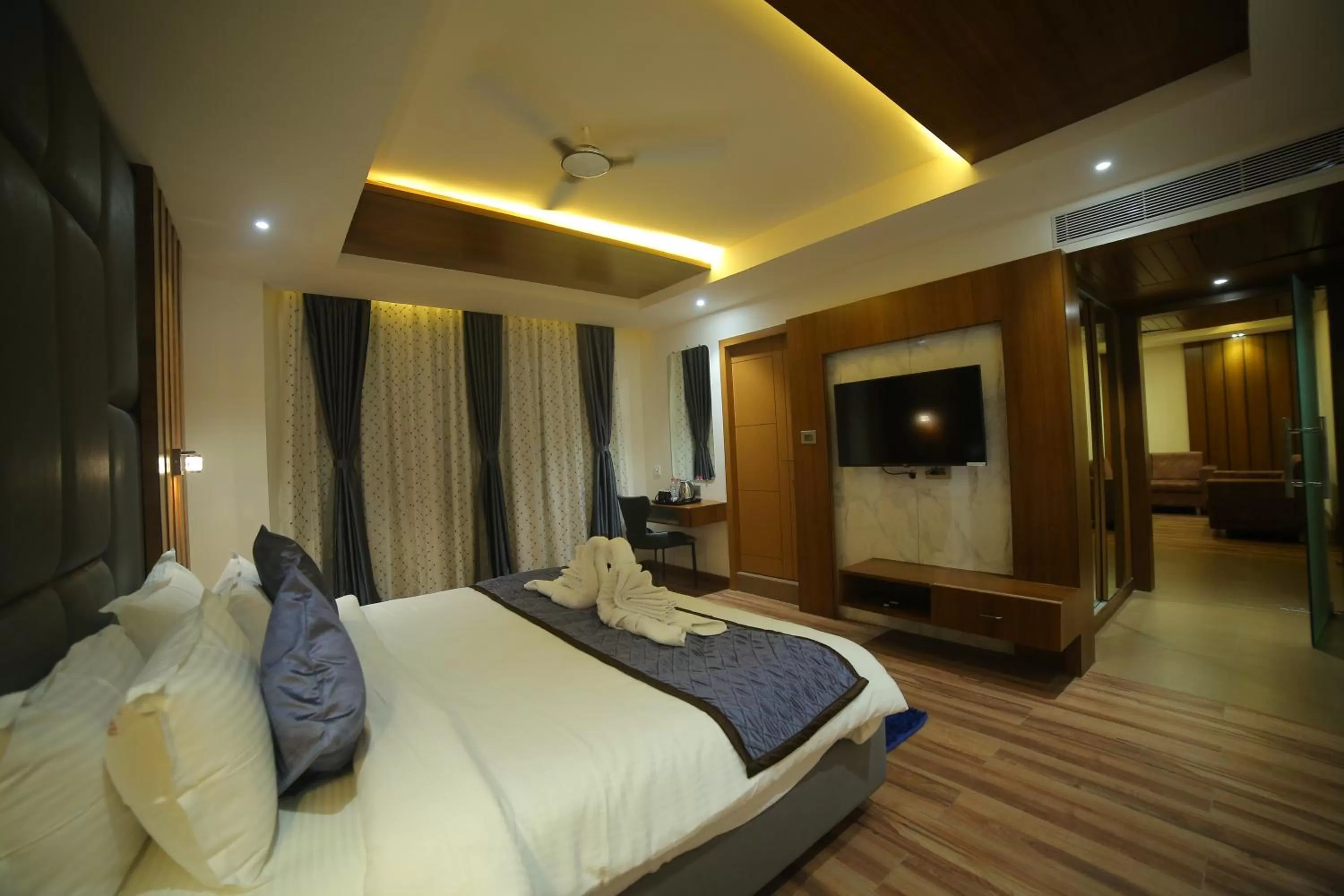 Photo of the whole room, Bed in Sree Fortune Grand, Tadepalli