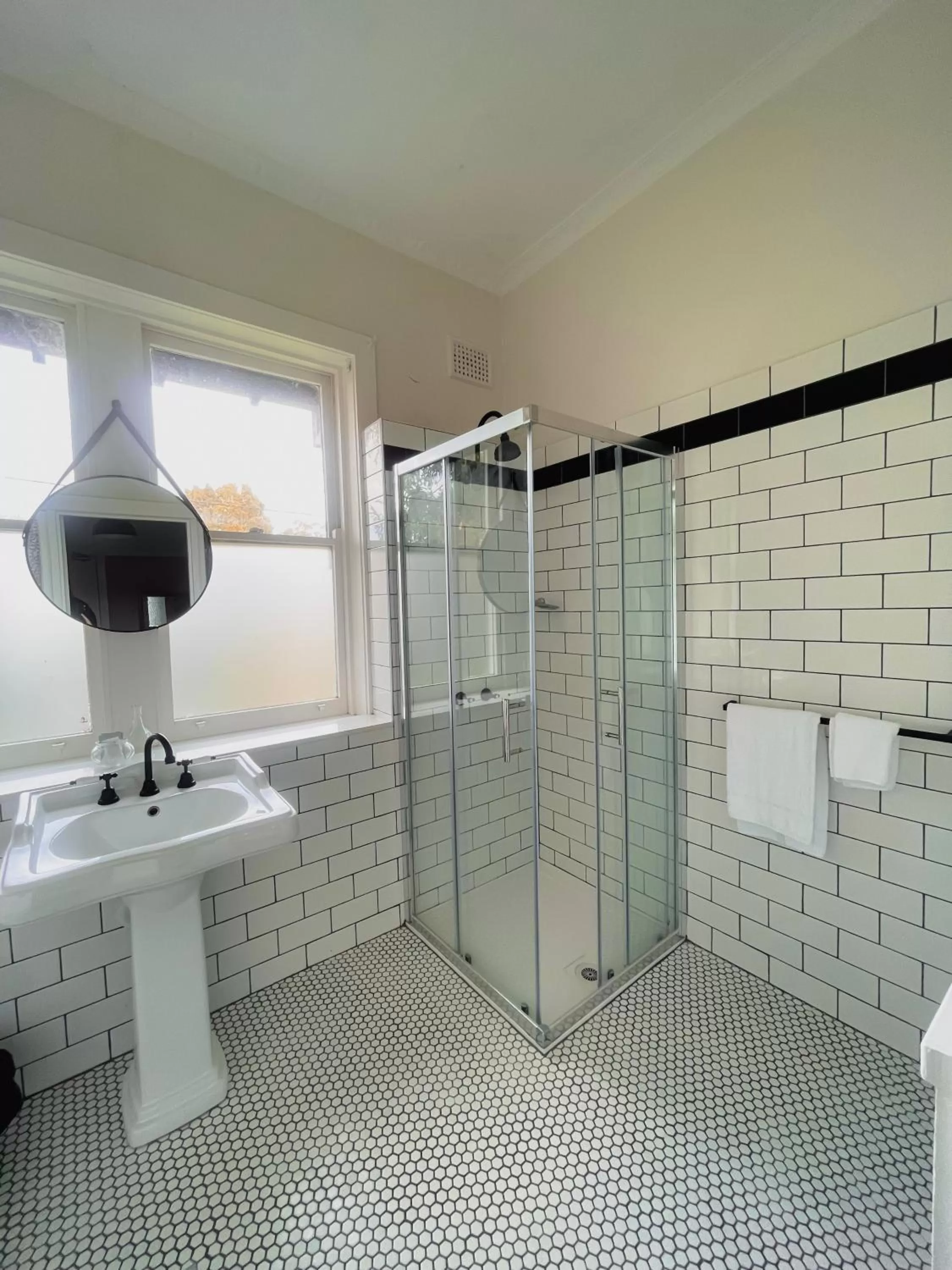 Bathroom in Bundanoon Hotel