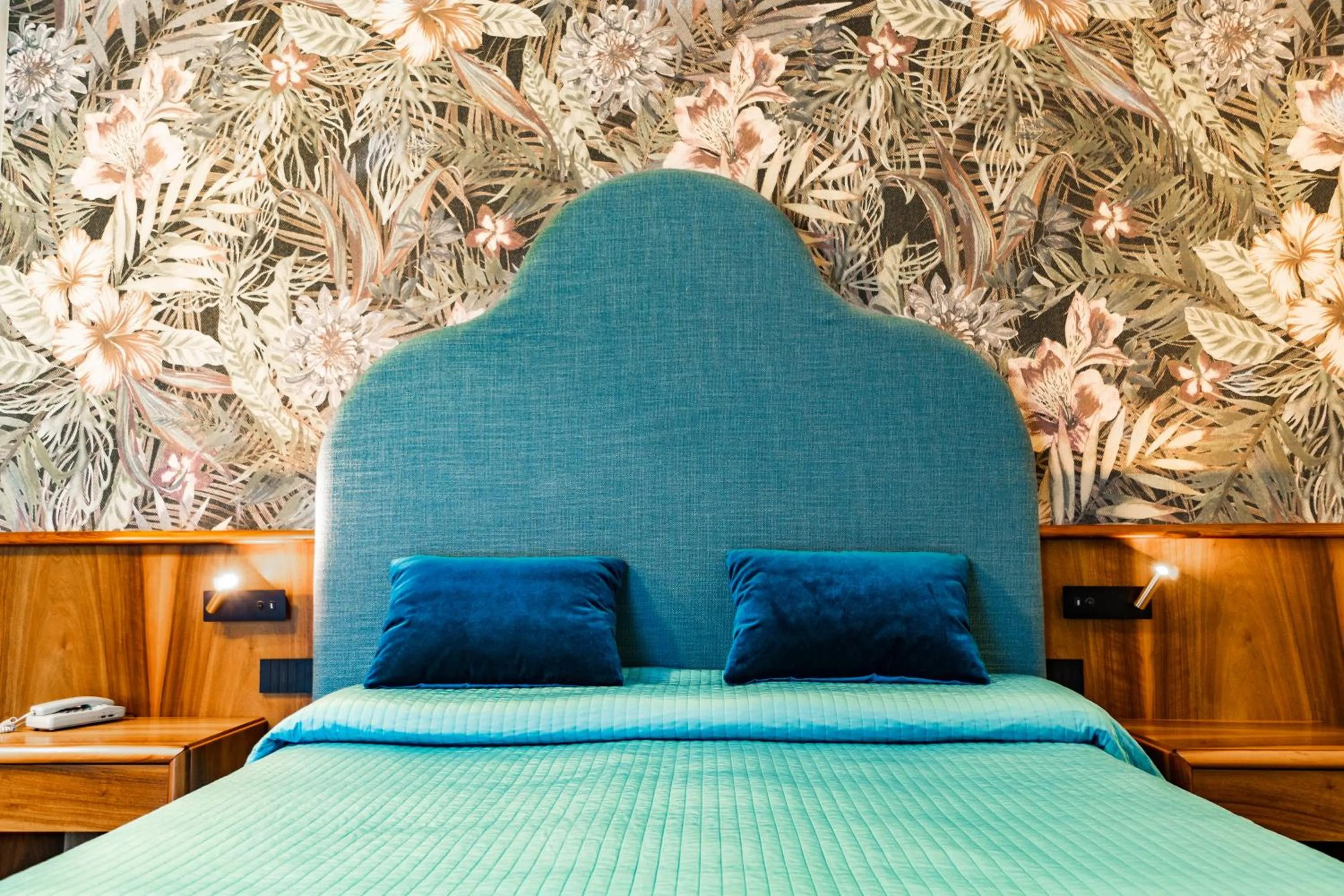 Bed in Continental Hotel