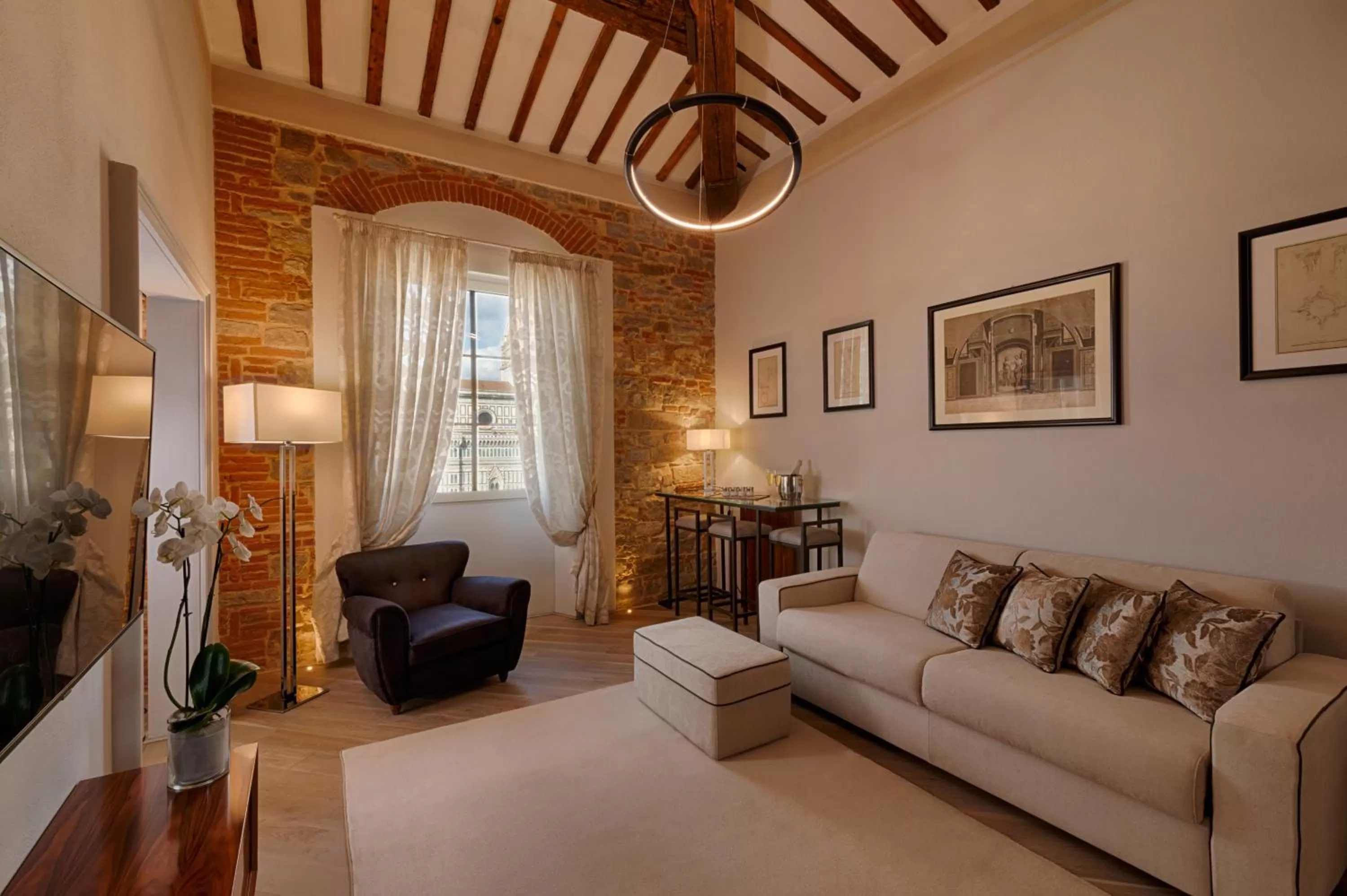 King Suite Duomo View with Spa Bath in Donati Luxury Tower Suites