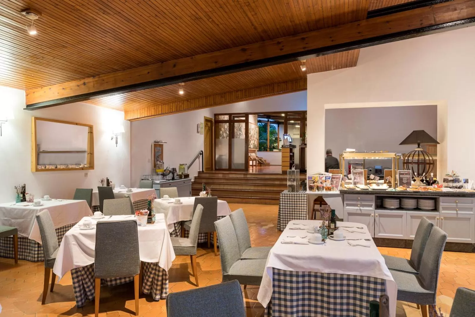 Restaurant/places to eat in Parador de Ayamonte