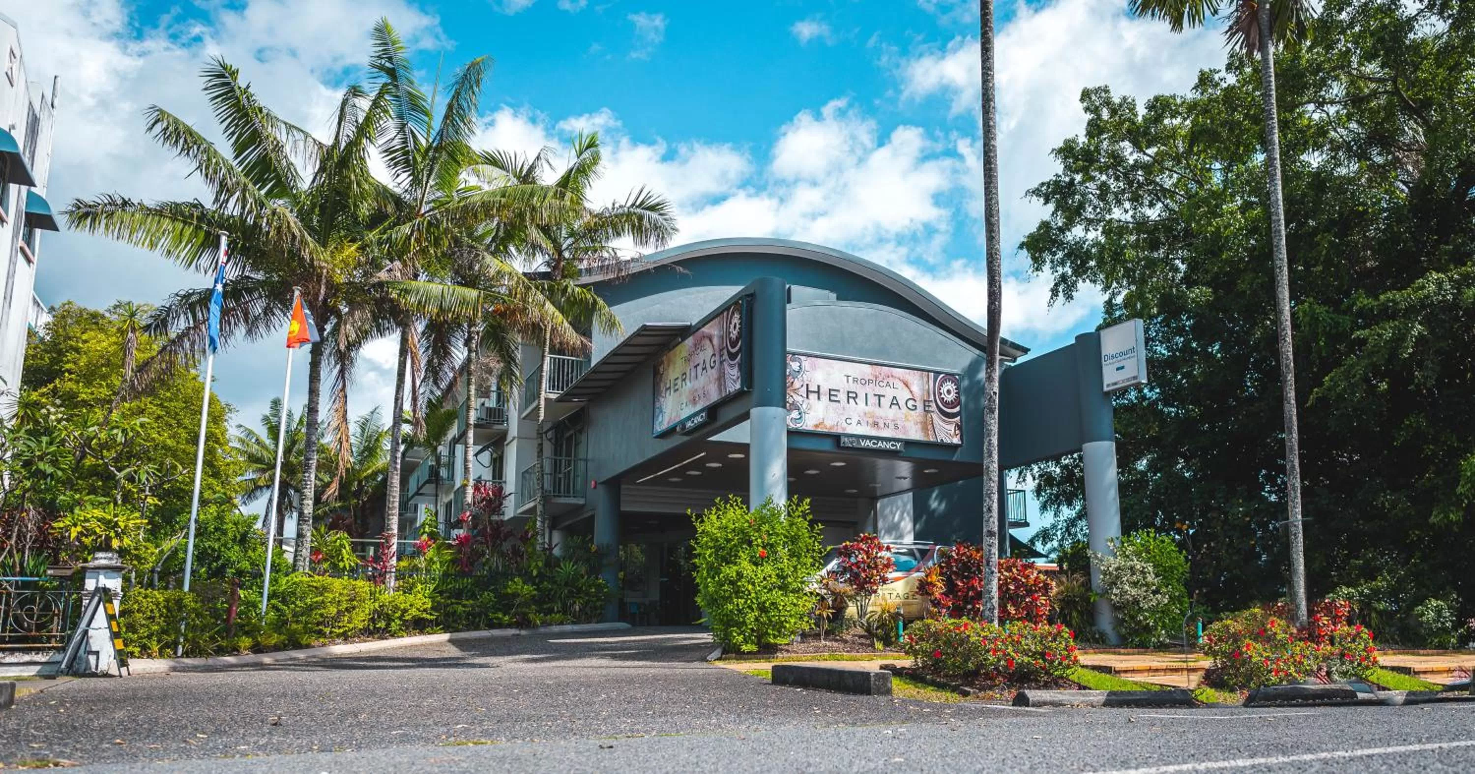 Facade/entrance in Heritage Cairns Hotel