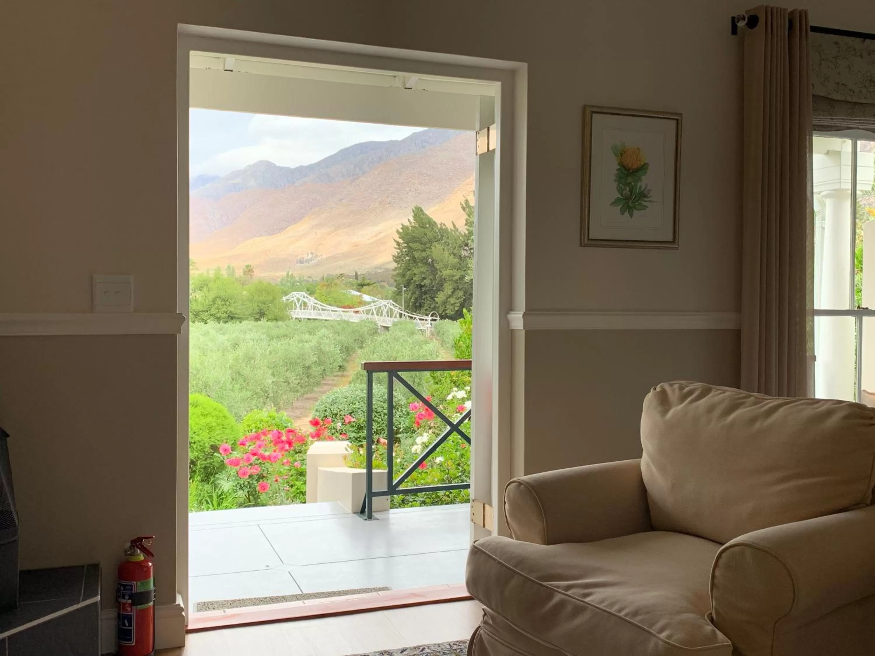 Seating area in Montagu Vines Guesthouse