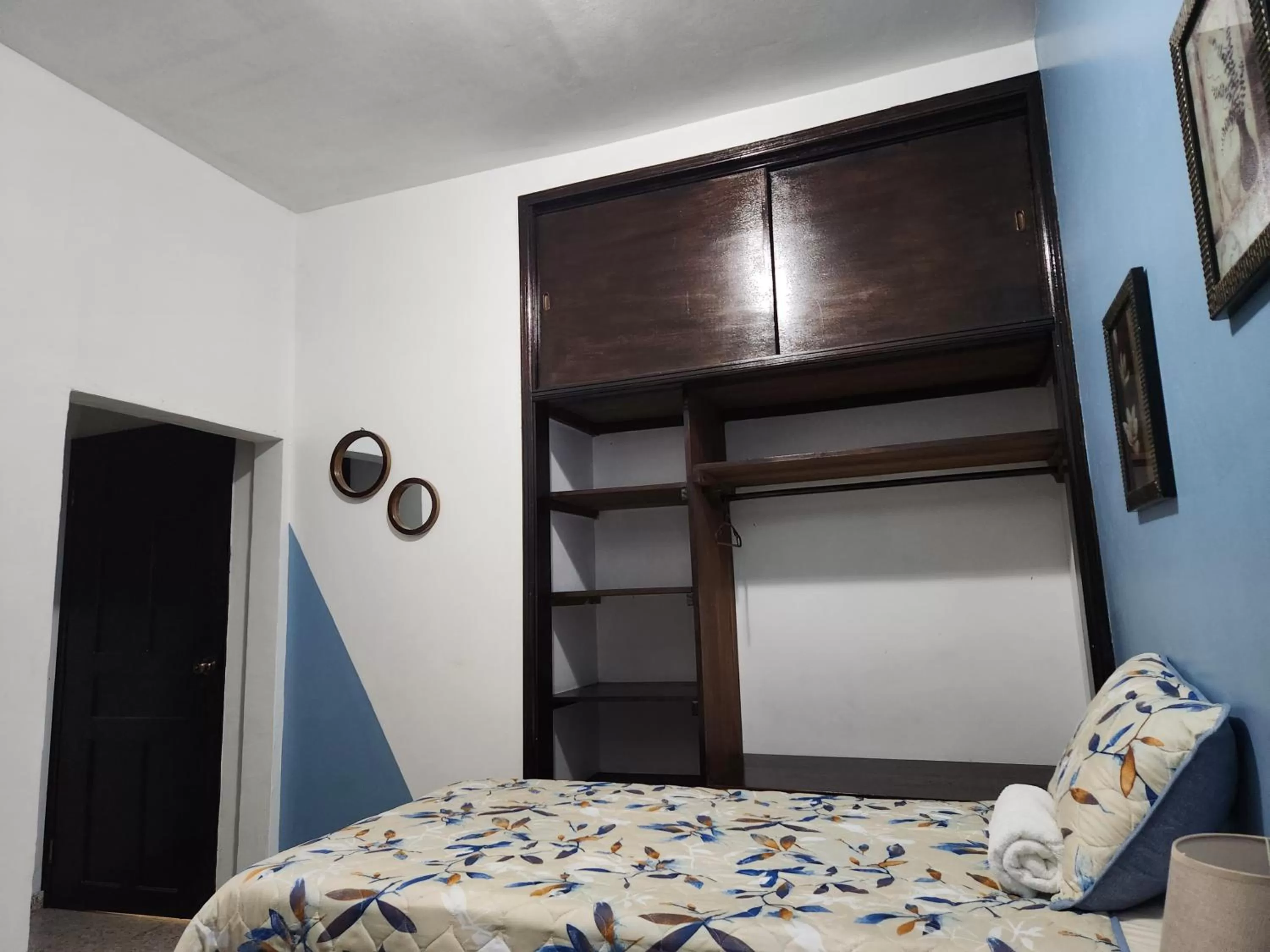 wardrobe, Bunk Bed in Casa Altamira