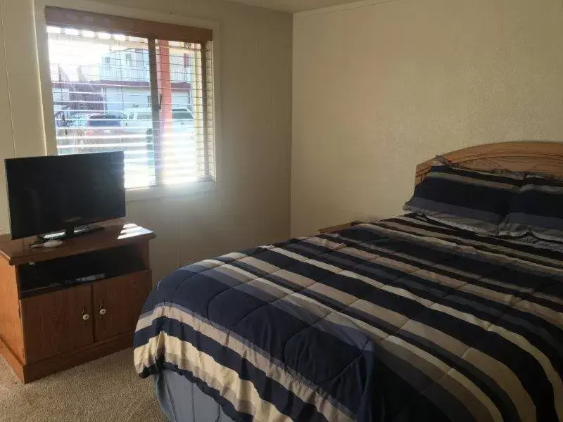 Tyee Restaurant and Motel Tyee Restaurant and Motel