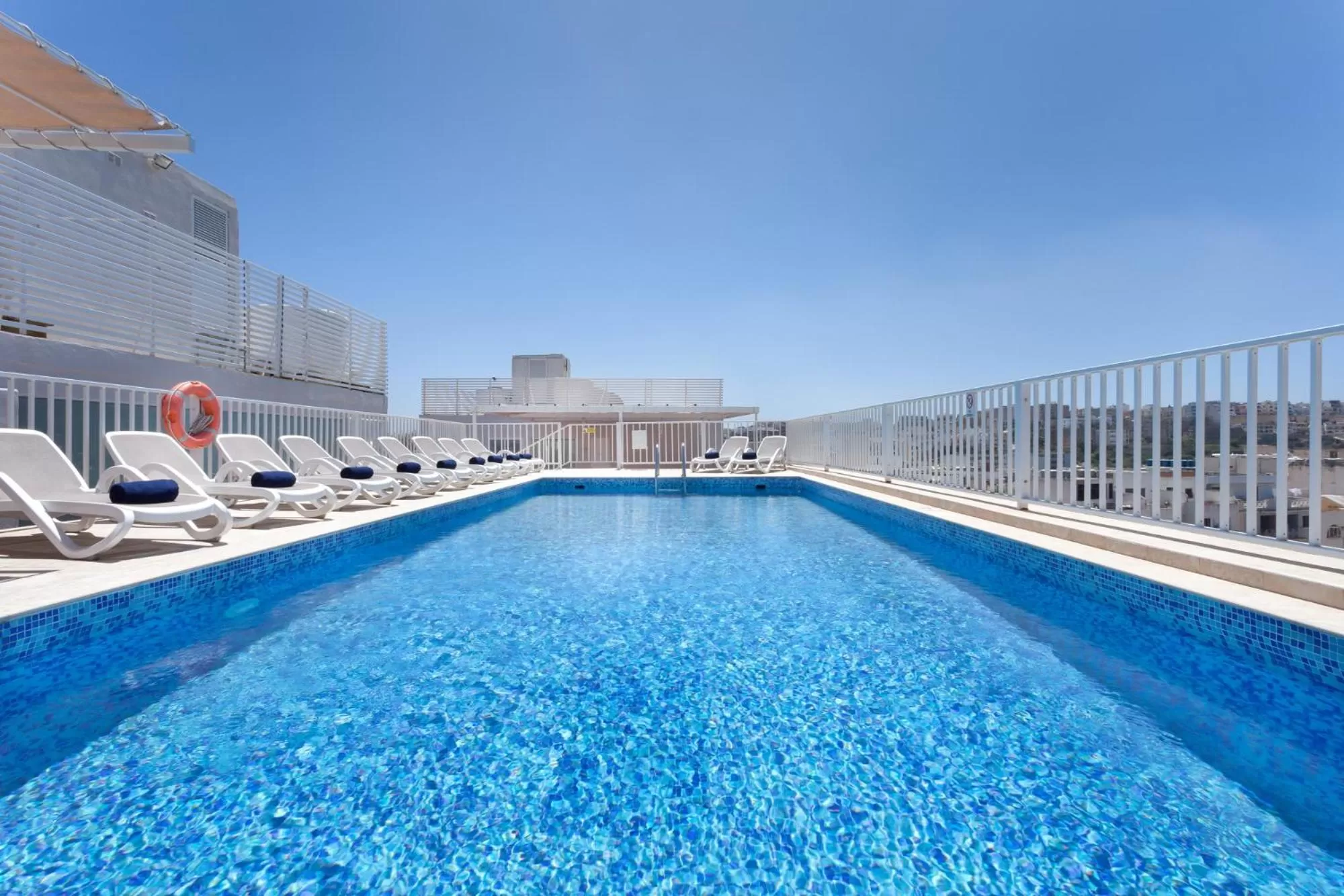 Swimming pool in Hotel Argento