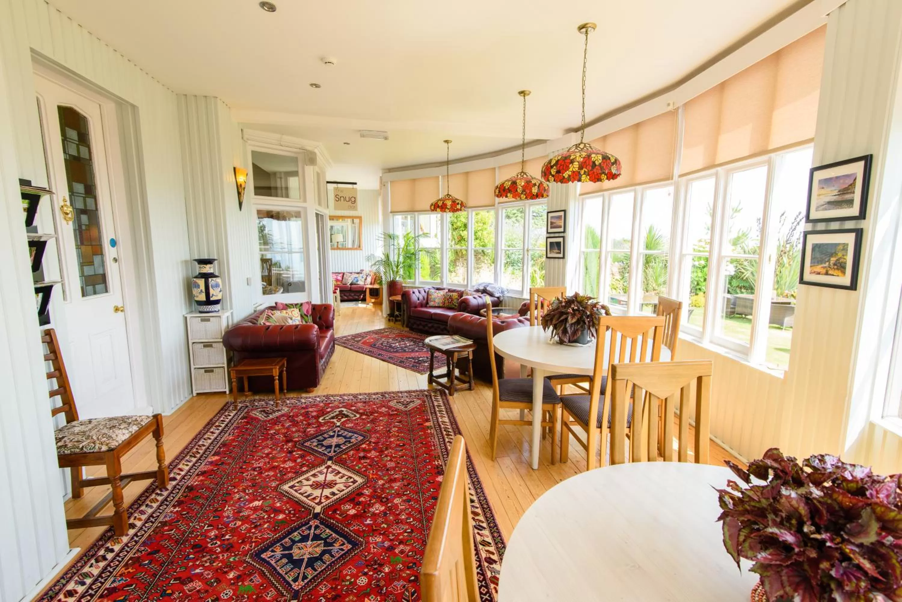 Lounge or bar in The Clifton