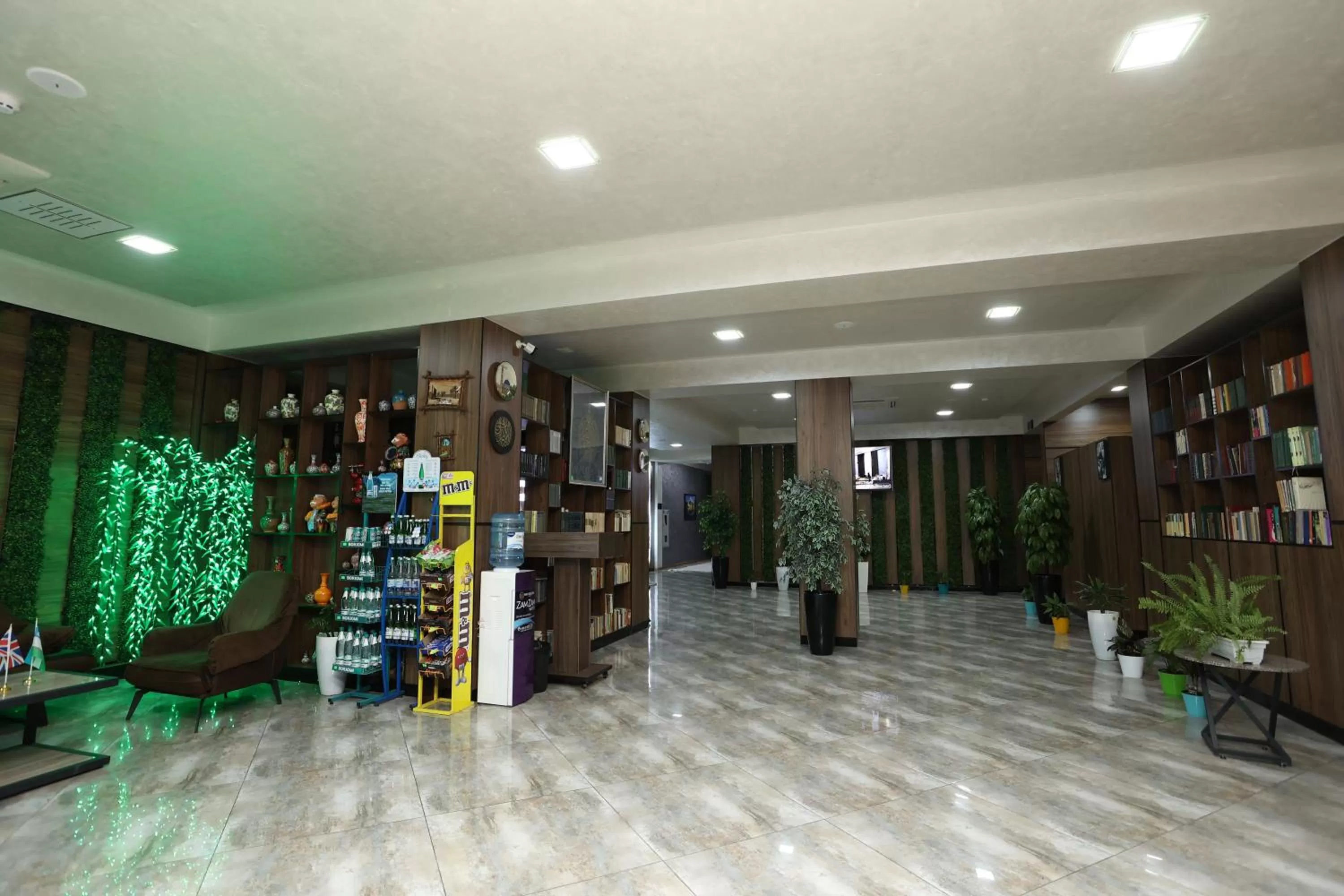 Lobby or reception in CHlNOR HOTEL