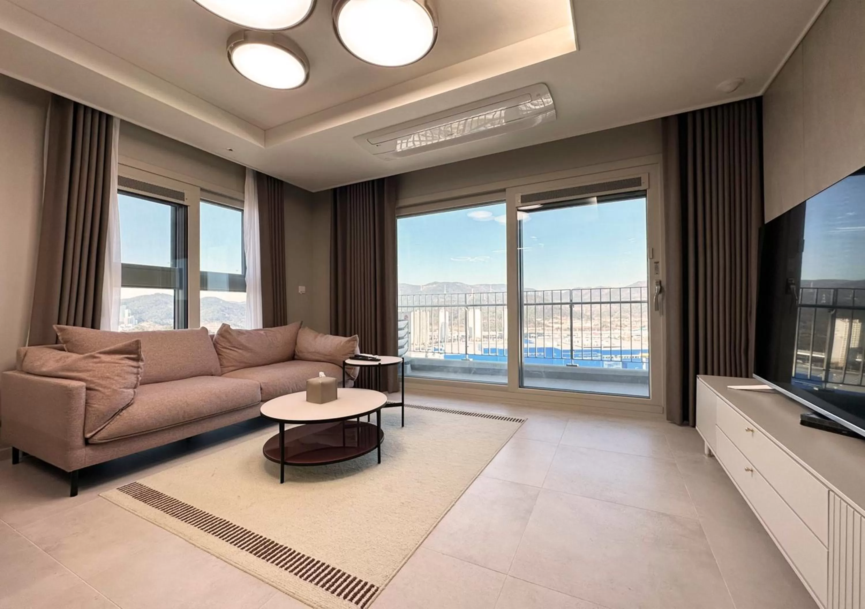 Seating Area in Y Collection by UH FLAT Osiria