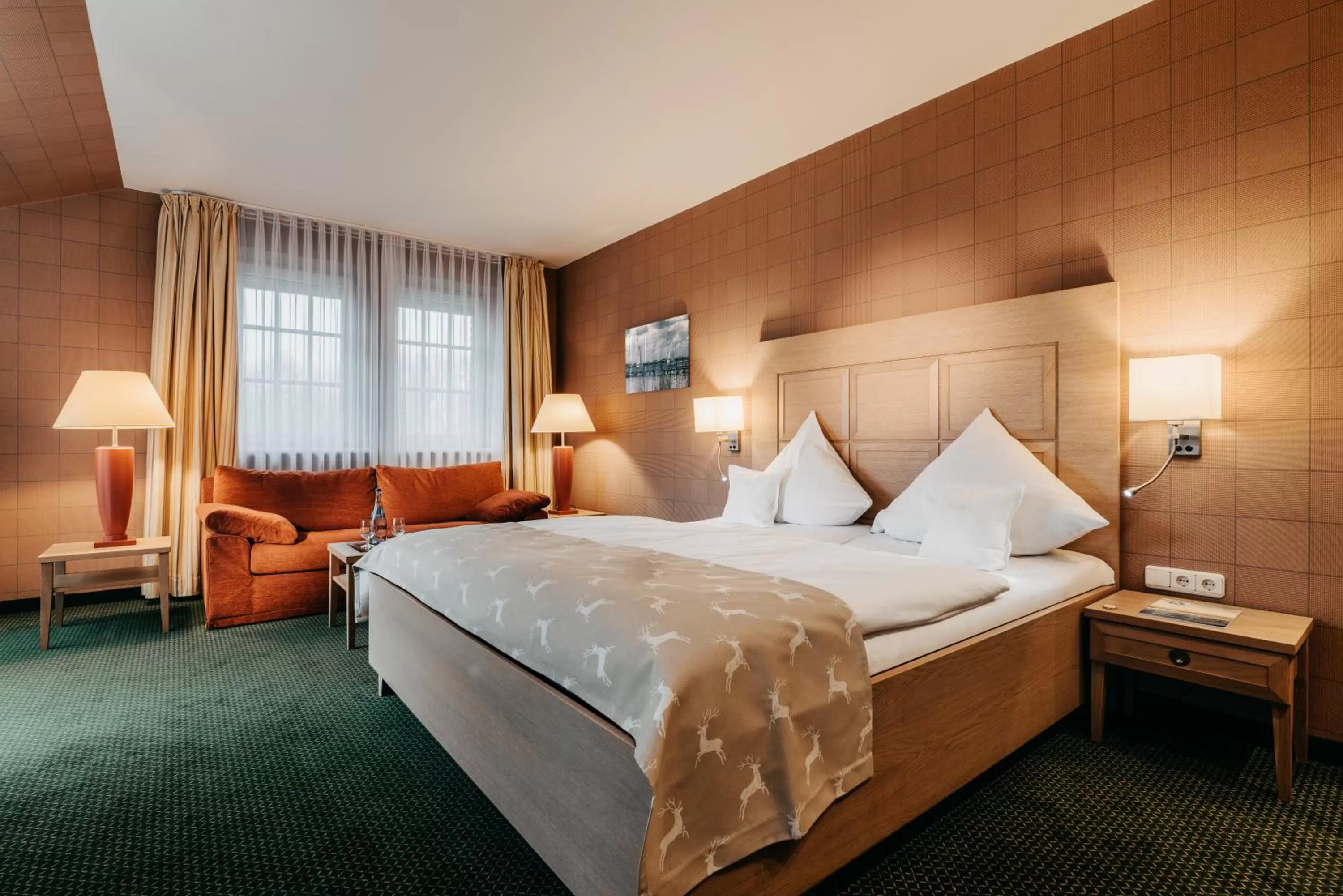 Photo of the whole room, Bed in Romantik Hotel Jagdhaus Eiden am See