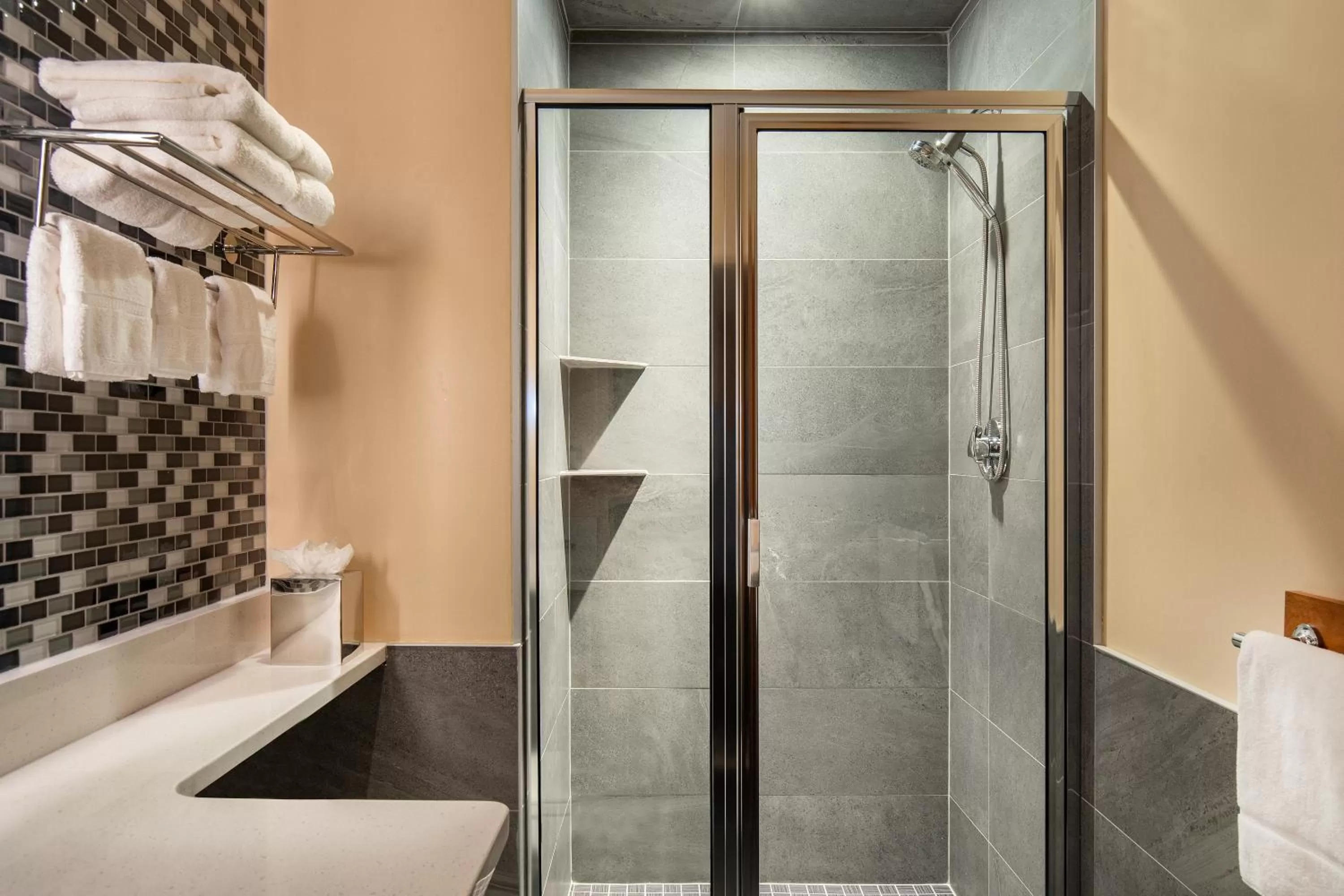 Shower in Harborside Inn