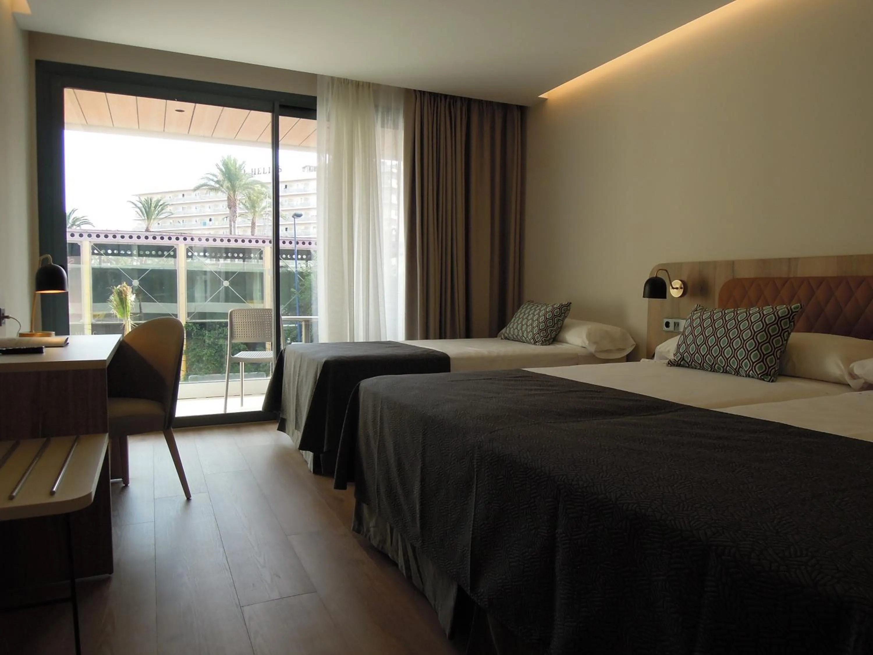 Bedroom, Bed in Hotel Presidente 4 sup