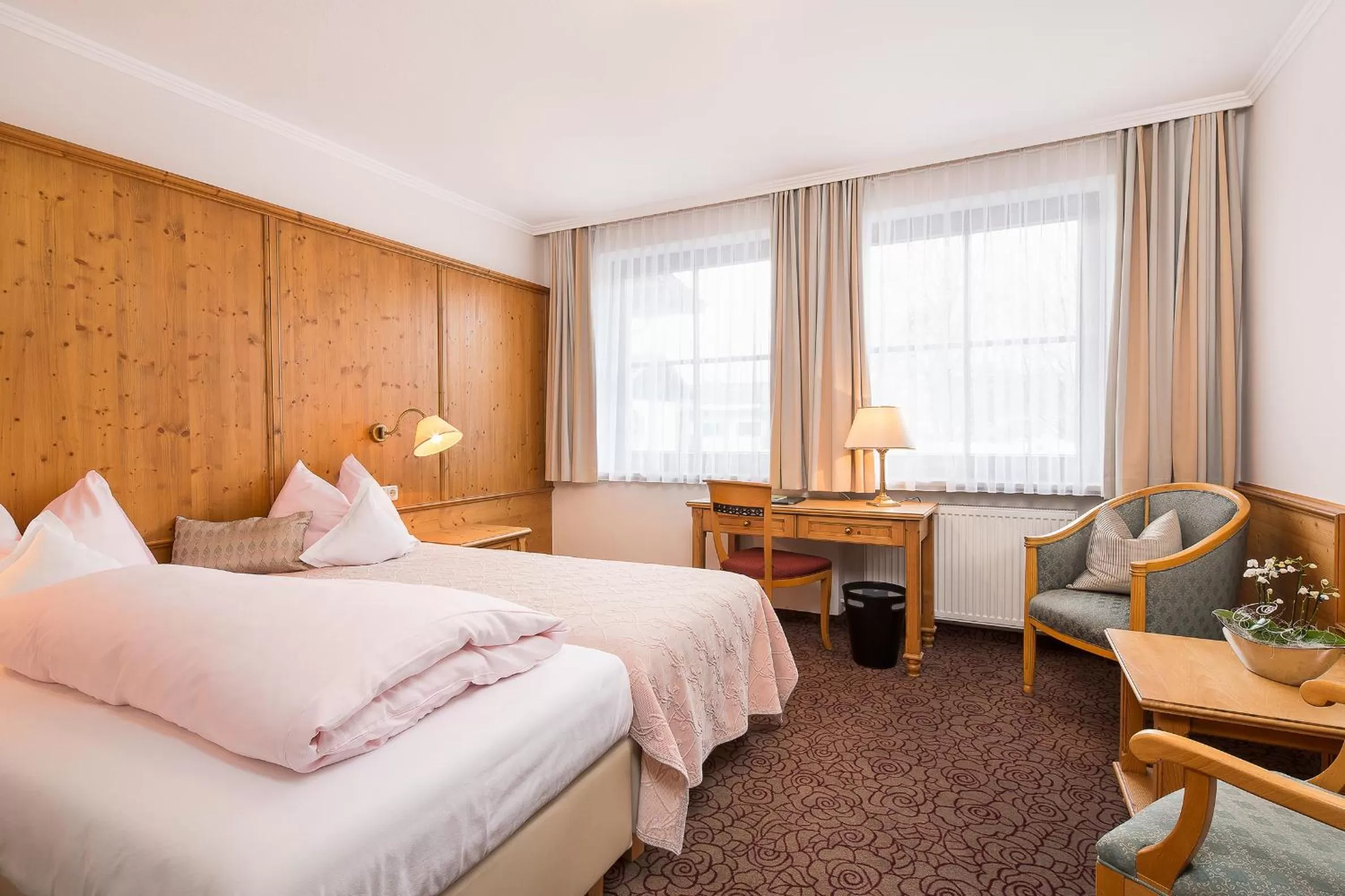 Day, Bed in Alpenrose Kufstein