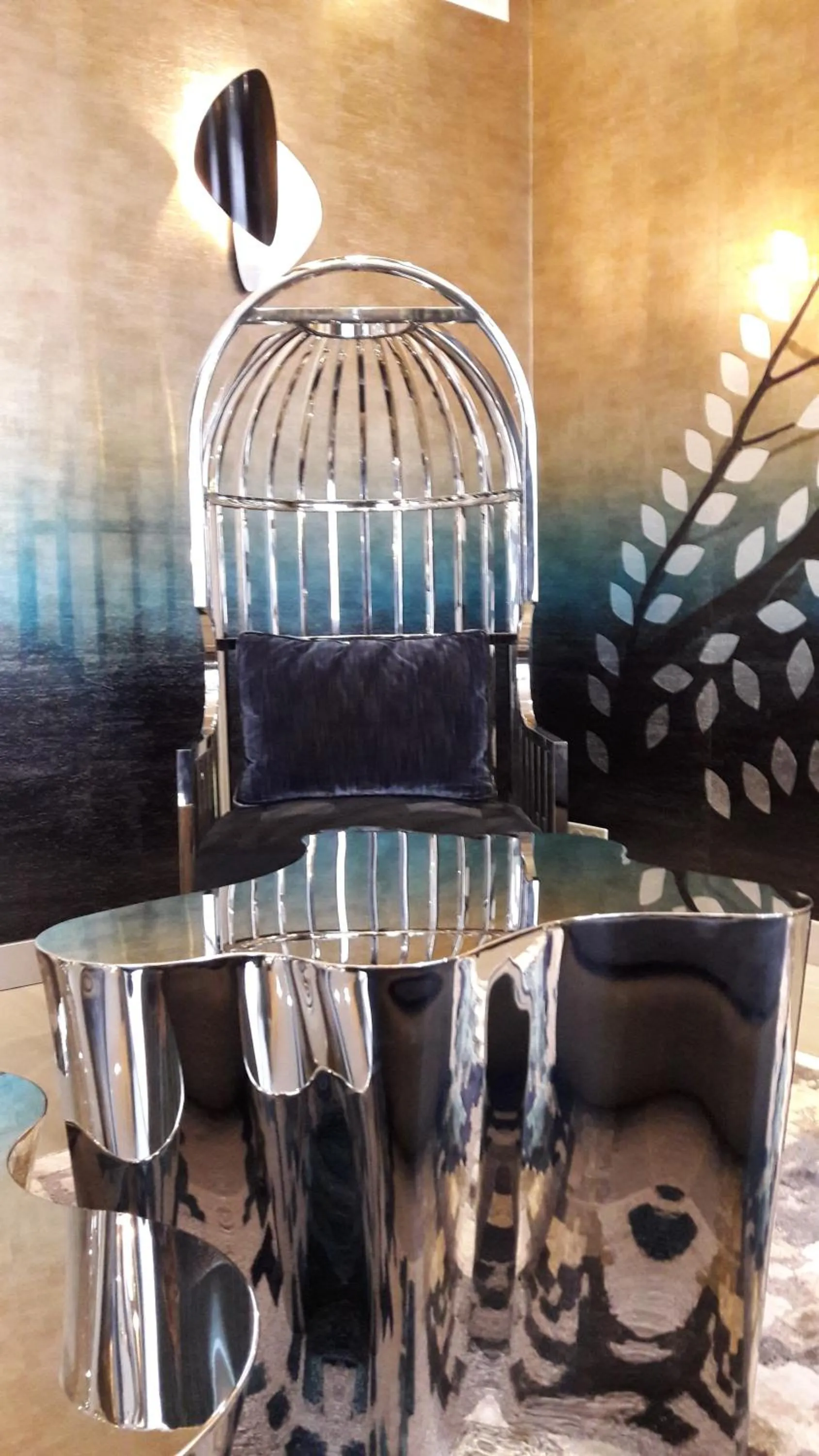 Decorative detail in Hotel d'Amiens