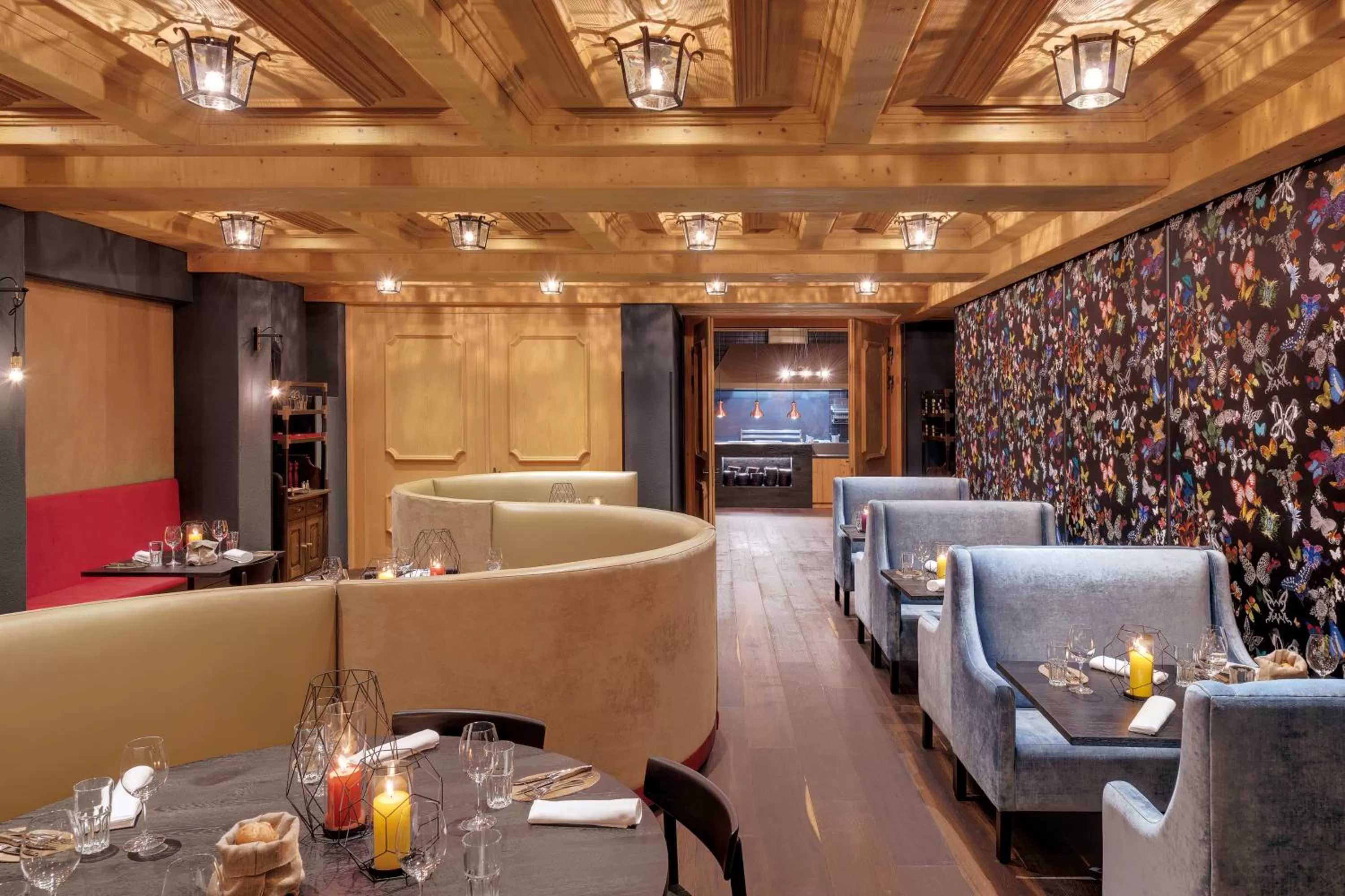 Restaurant/places to eat in Morosani Posthotel