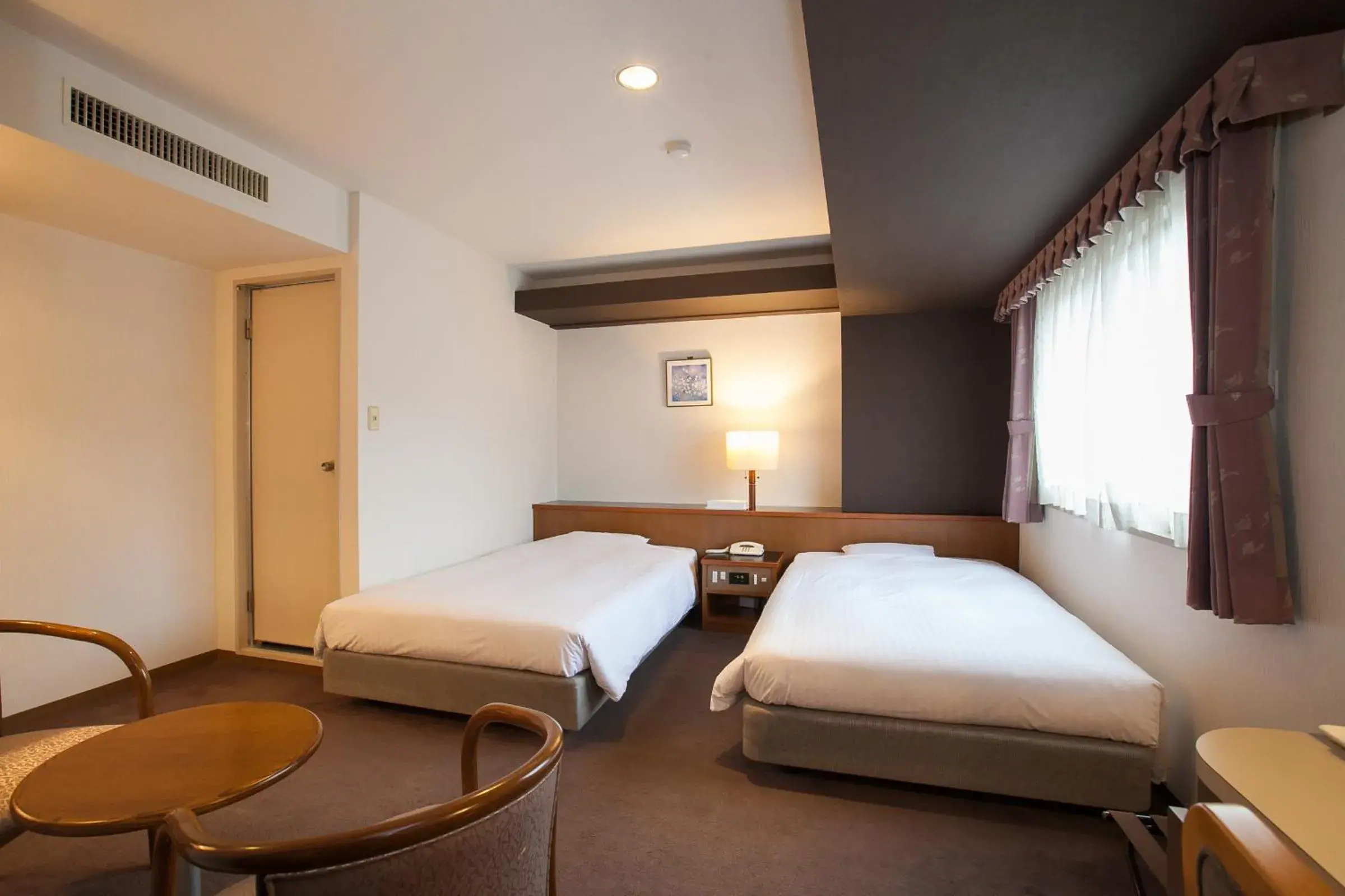 Standard Twin Room - Non-Smoking in Fukuoka Toei Hotel Standard Twin Room - Non-Smoking in Fukuoka Toei Hotel