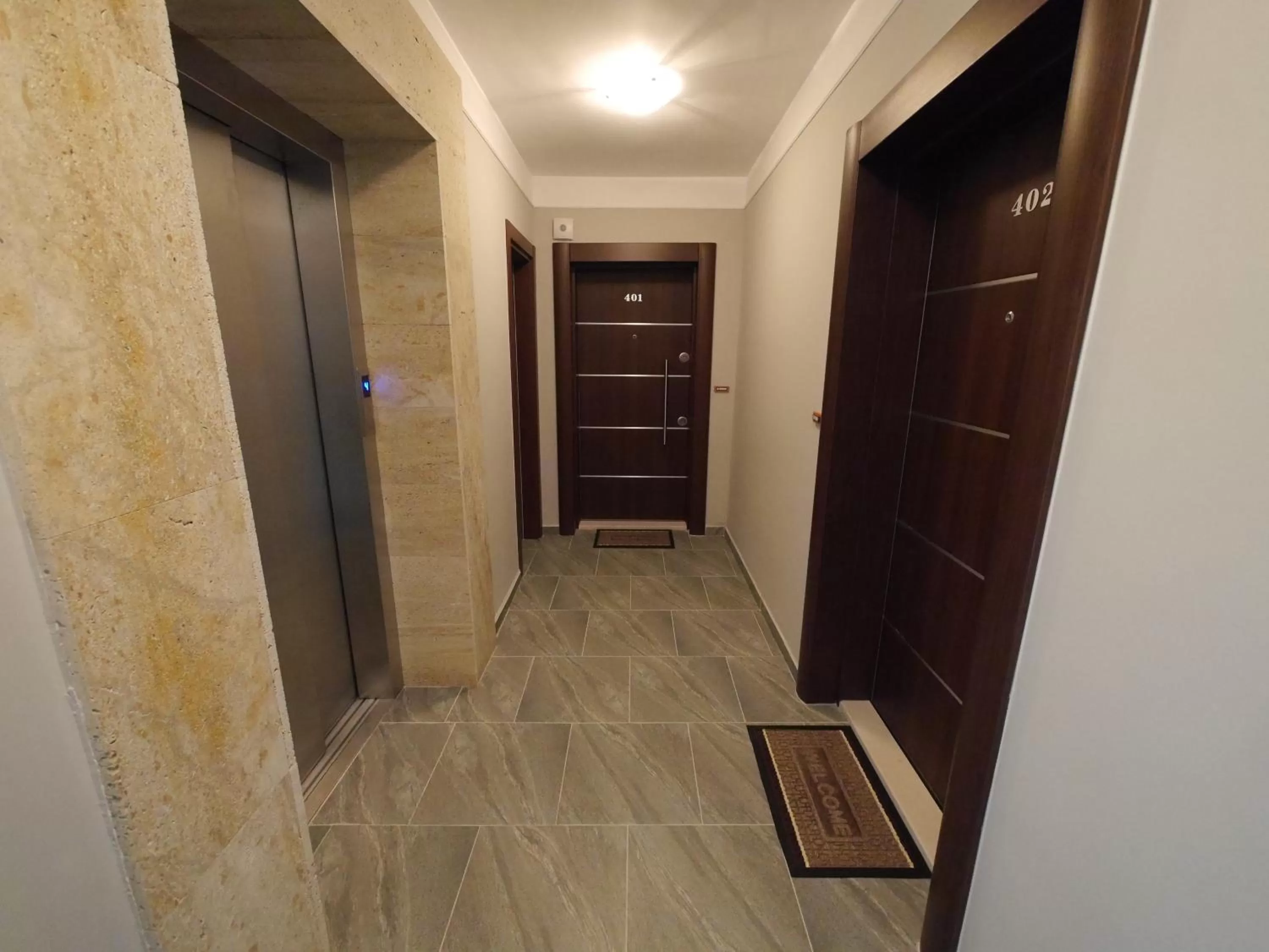 Decorative detail in APART-HOTEL Stamopolu Lux с изглед към морето