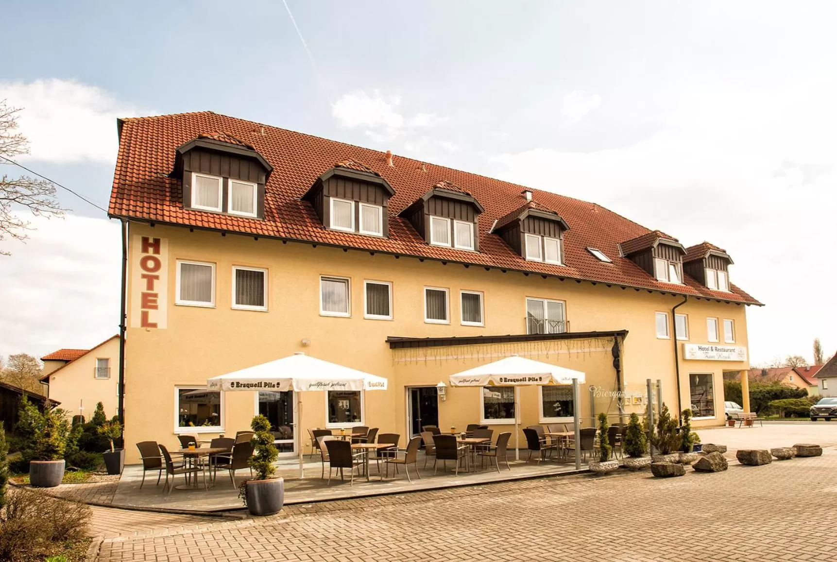 Property building in Hotel Zum Hirsch