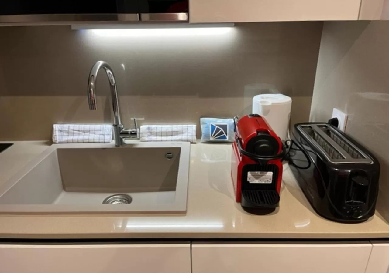 kitchen in Résidence Carlton - Rénovée avec Piscine