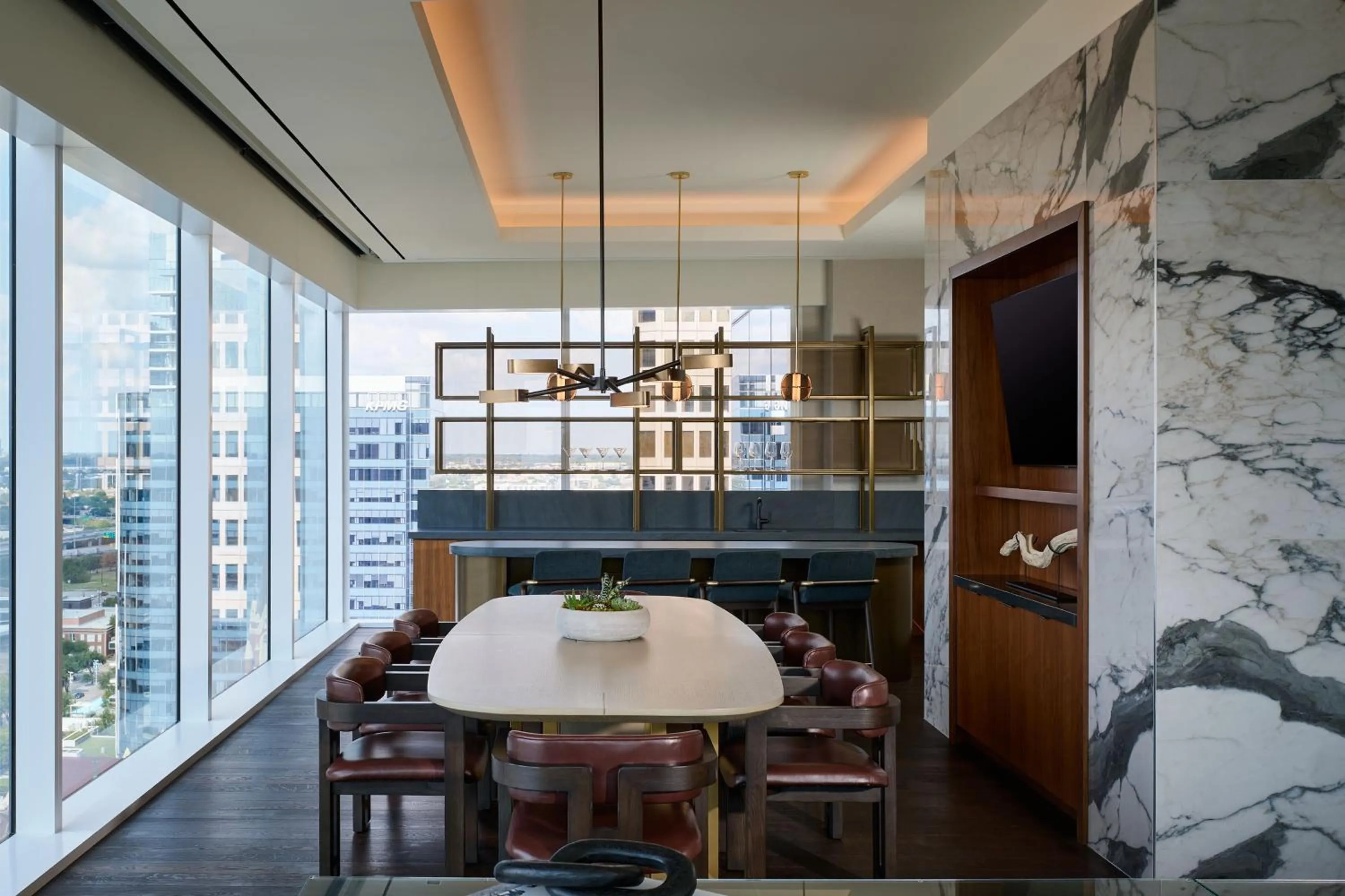 Lounge or bar in JW Marriott Dallas Arts District