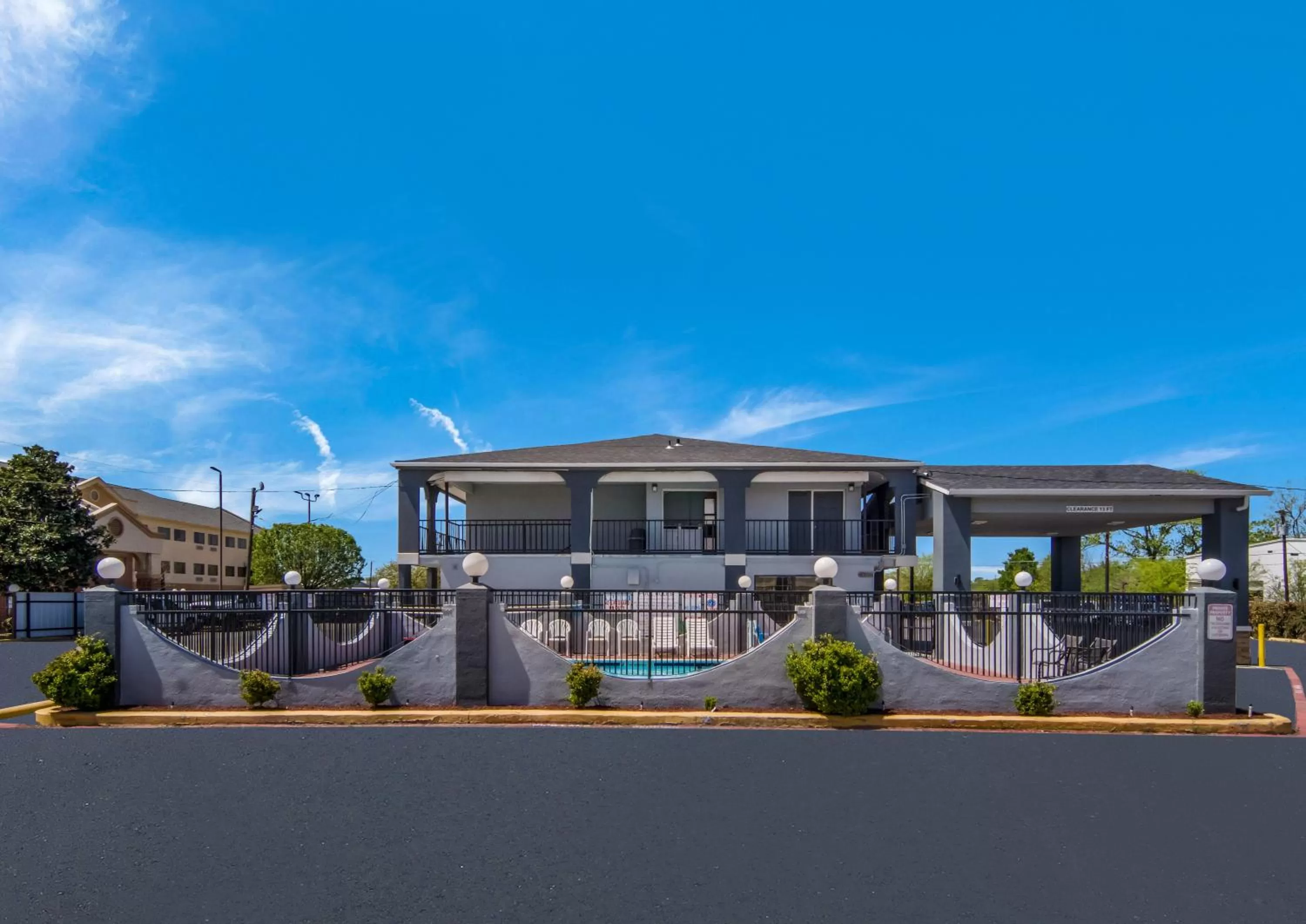 Property building in Econo Lodge Waco North I-35