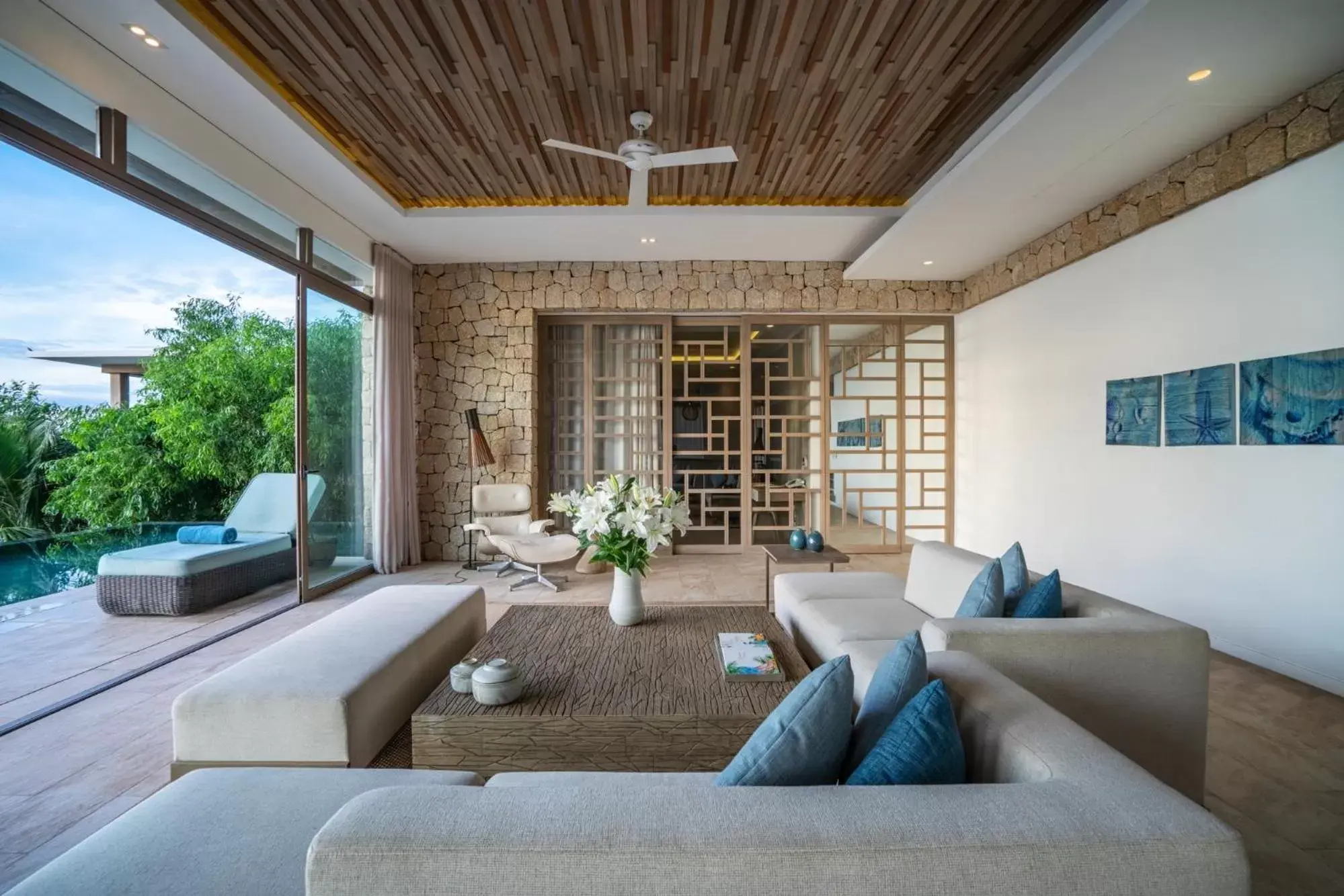 Mia Luxury Five-Bedroom Residence in Mia Resort Nha Trang Mia Luxury Five-Bedroom Residence in Mia Resort Nha Trang