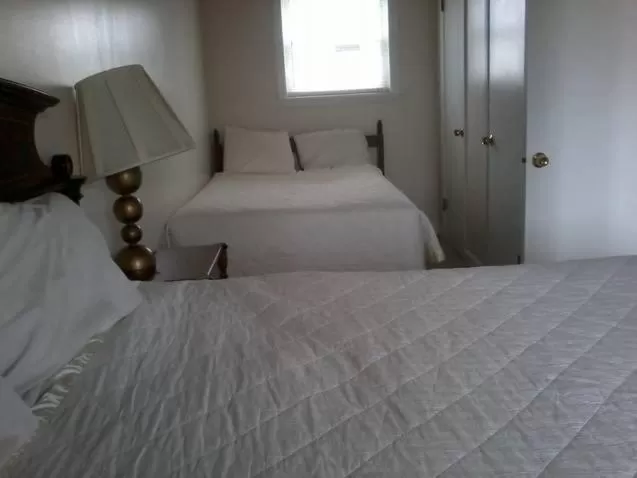 Day in Golden Gate Lodging