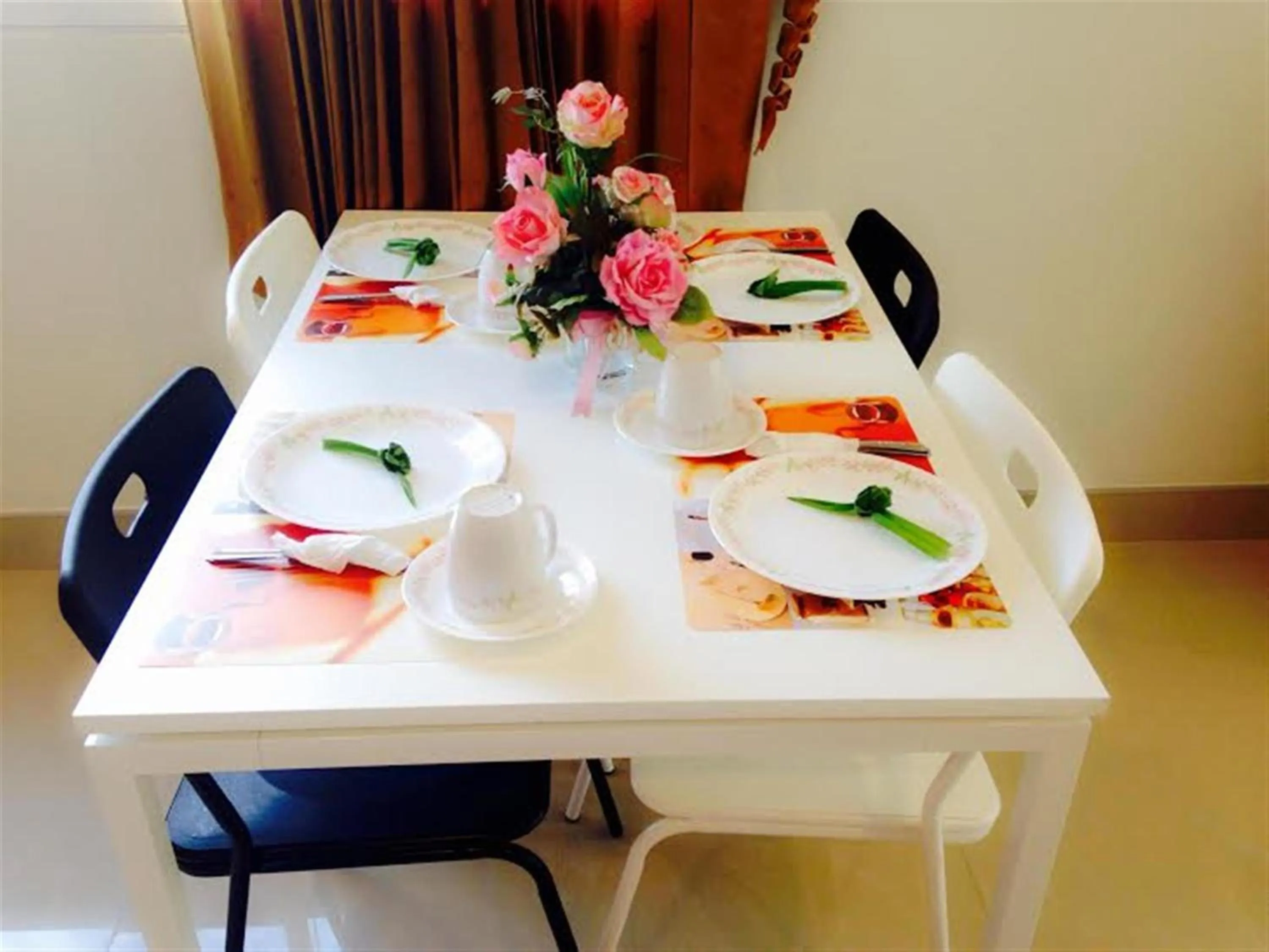 Dining area in Siray House