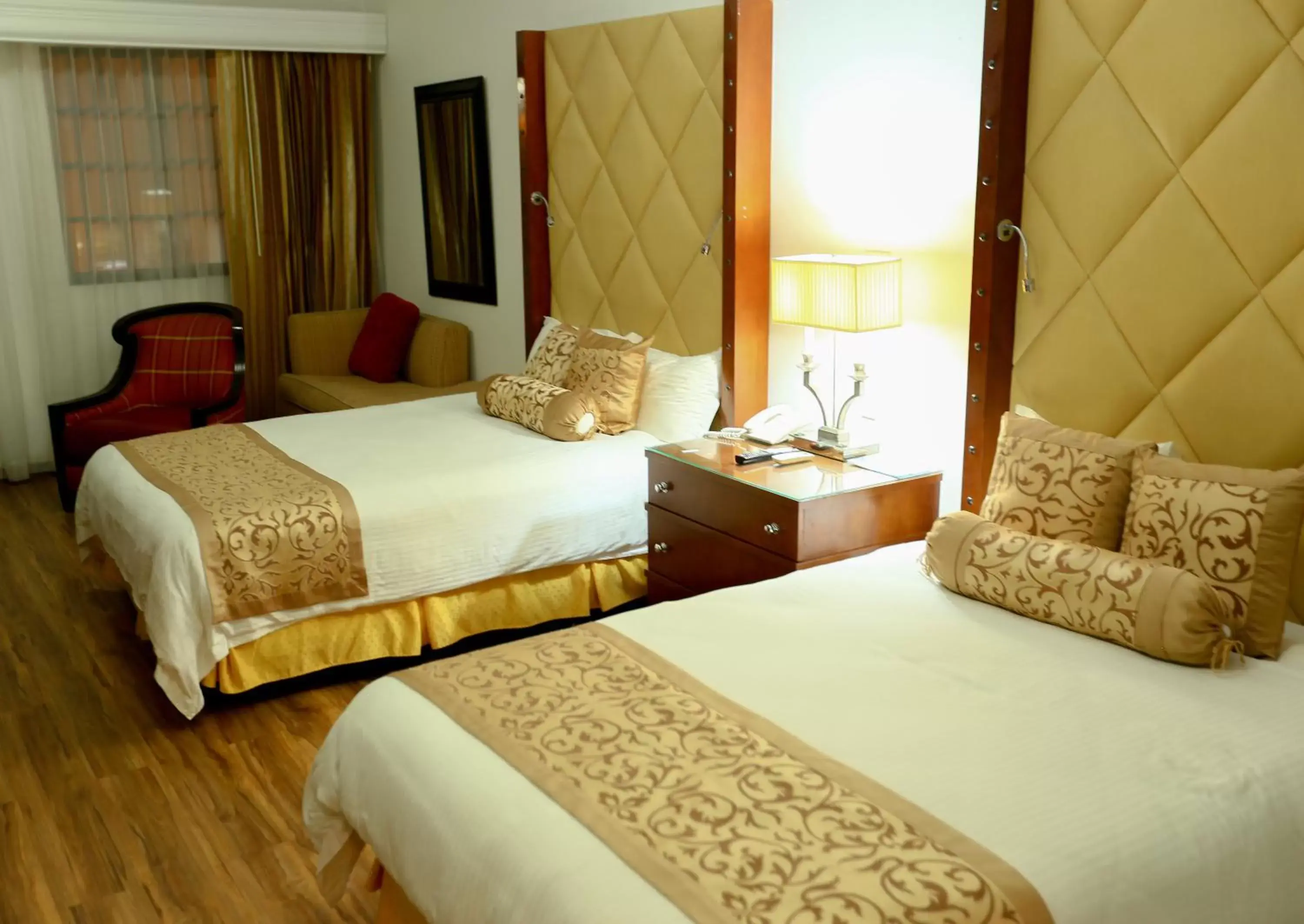 Deluxe Junior Suite in Gran Hotel Nacional Deluxe Junior Suite in Gran Hotel Nacional