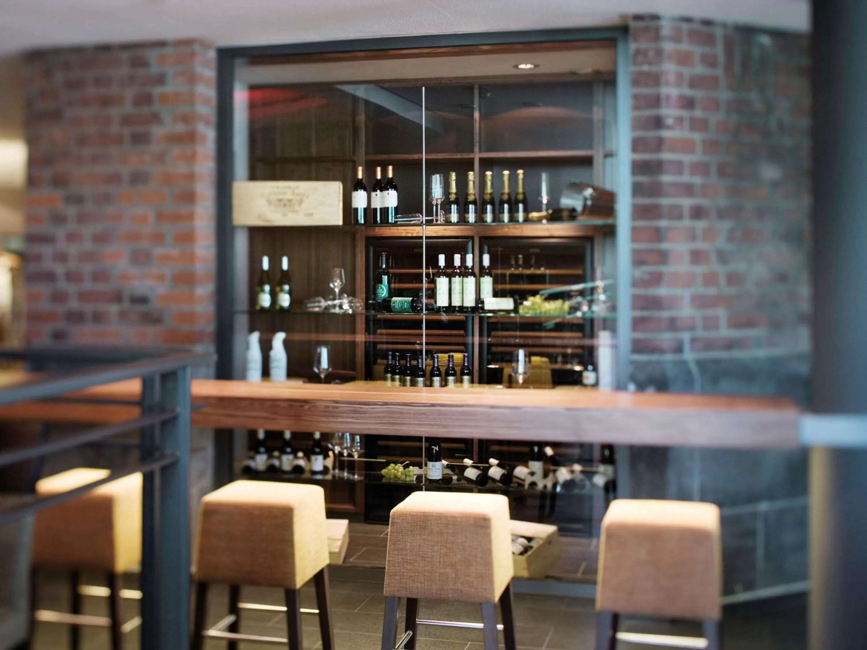 Restaurant/places to eat in MÖVENPICK Hotel Hamburg City