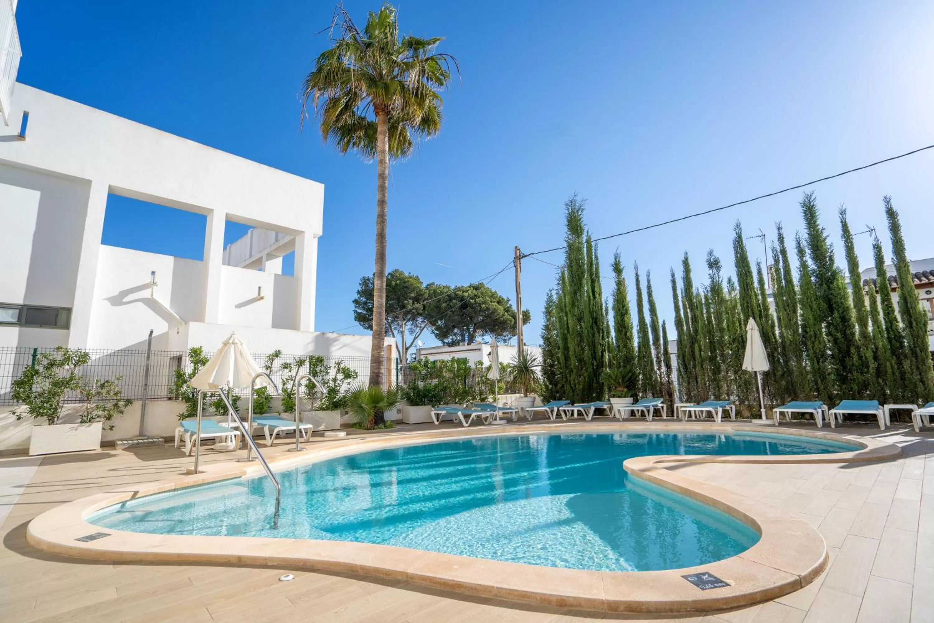 Swimming pool in INNER Hotel Rupit "Adults Only"