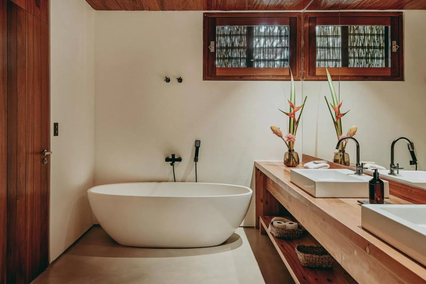 Bathroom in Barracuda Hotel & Villas
