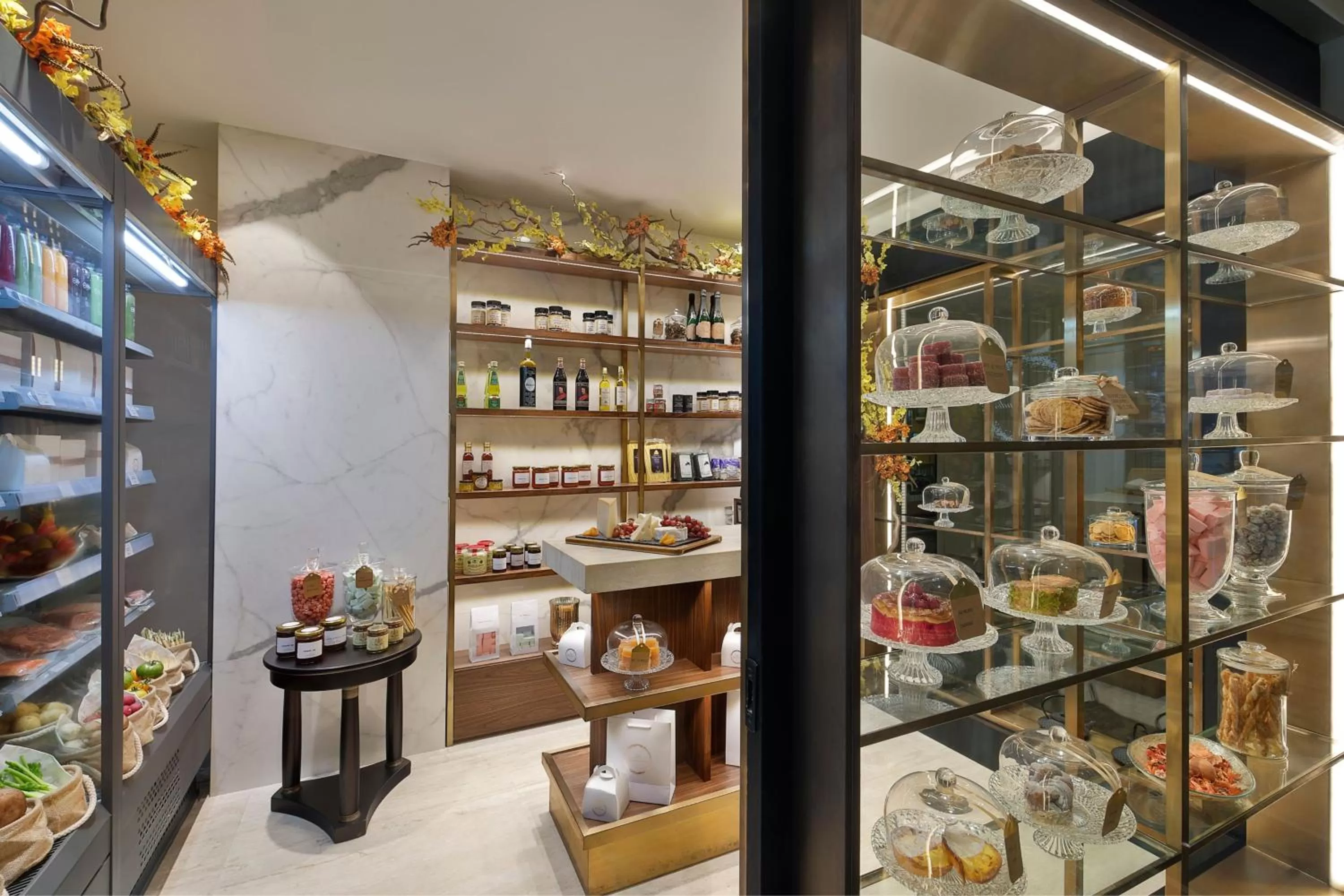 Restaurant/places to eat in The Ritz-Carlton, Bahrain