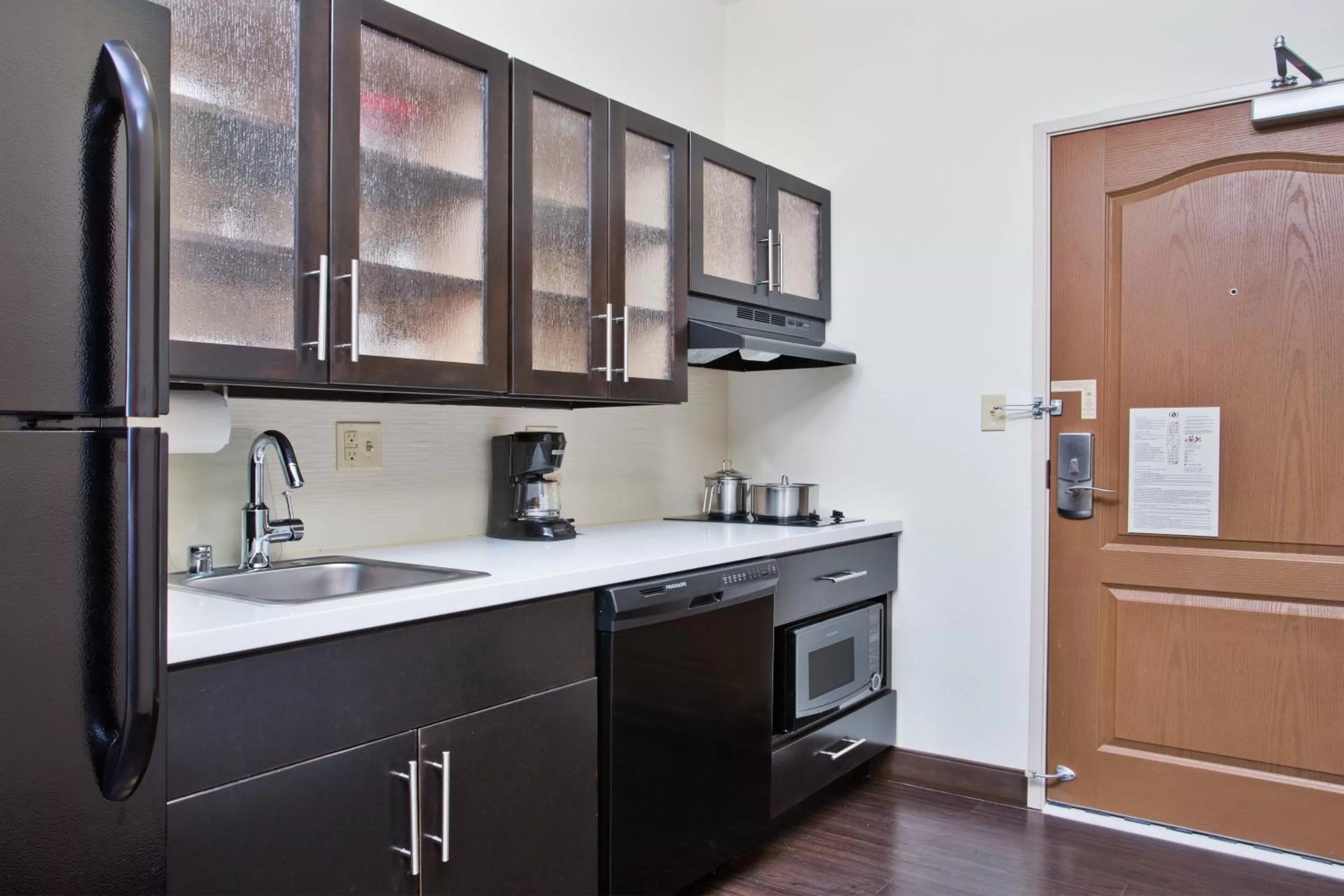 Photo of the whole room in Candlewood Suites Fort Campbell - Oak Grove by IHG