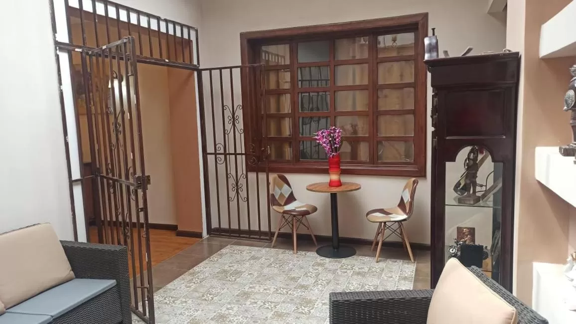 Seating area in Casa San Benito Hospedaje