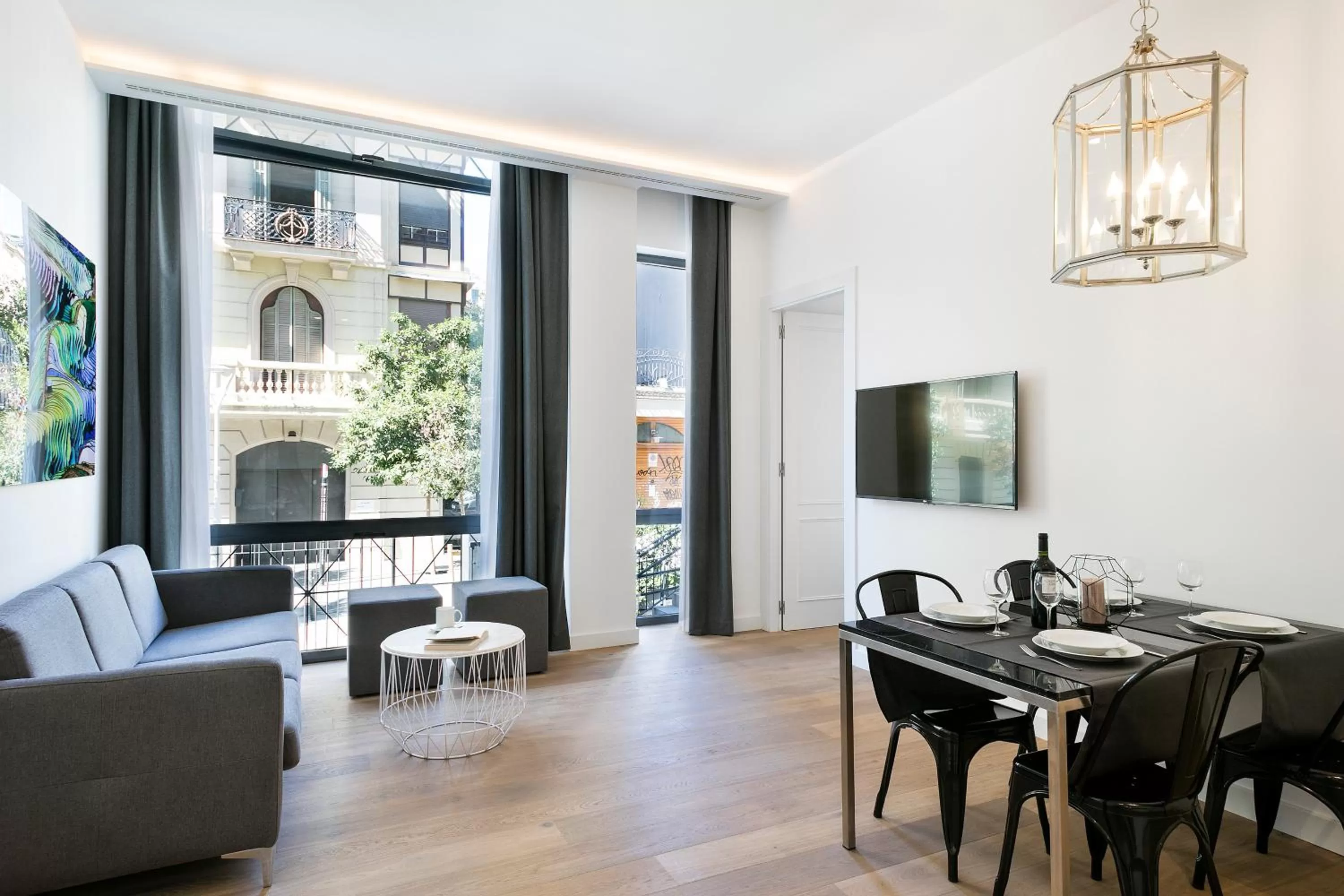 TV and multimedia in Murmuri Residence Mercader