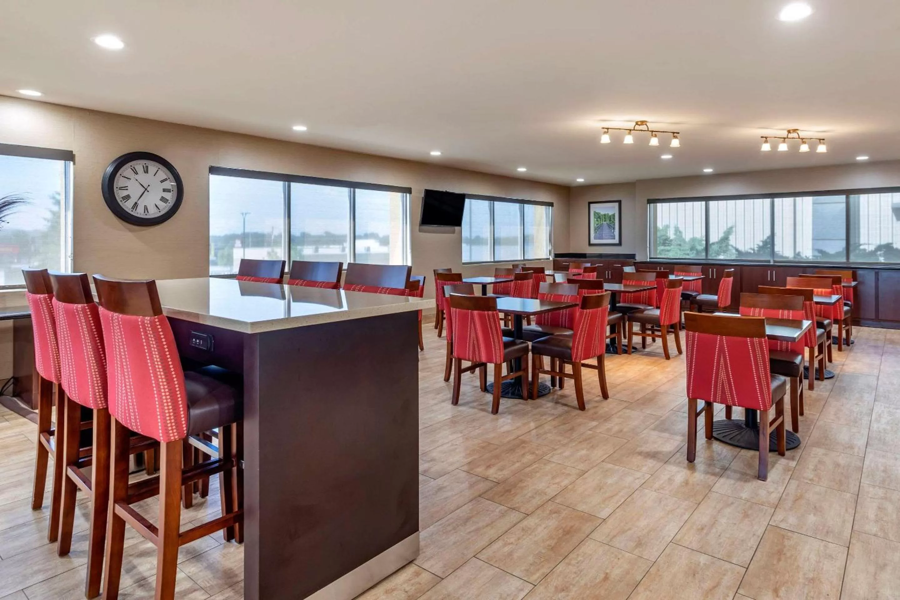 Restaurant/places to eat in Comfort Suites Florence Shoals Area