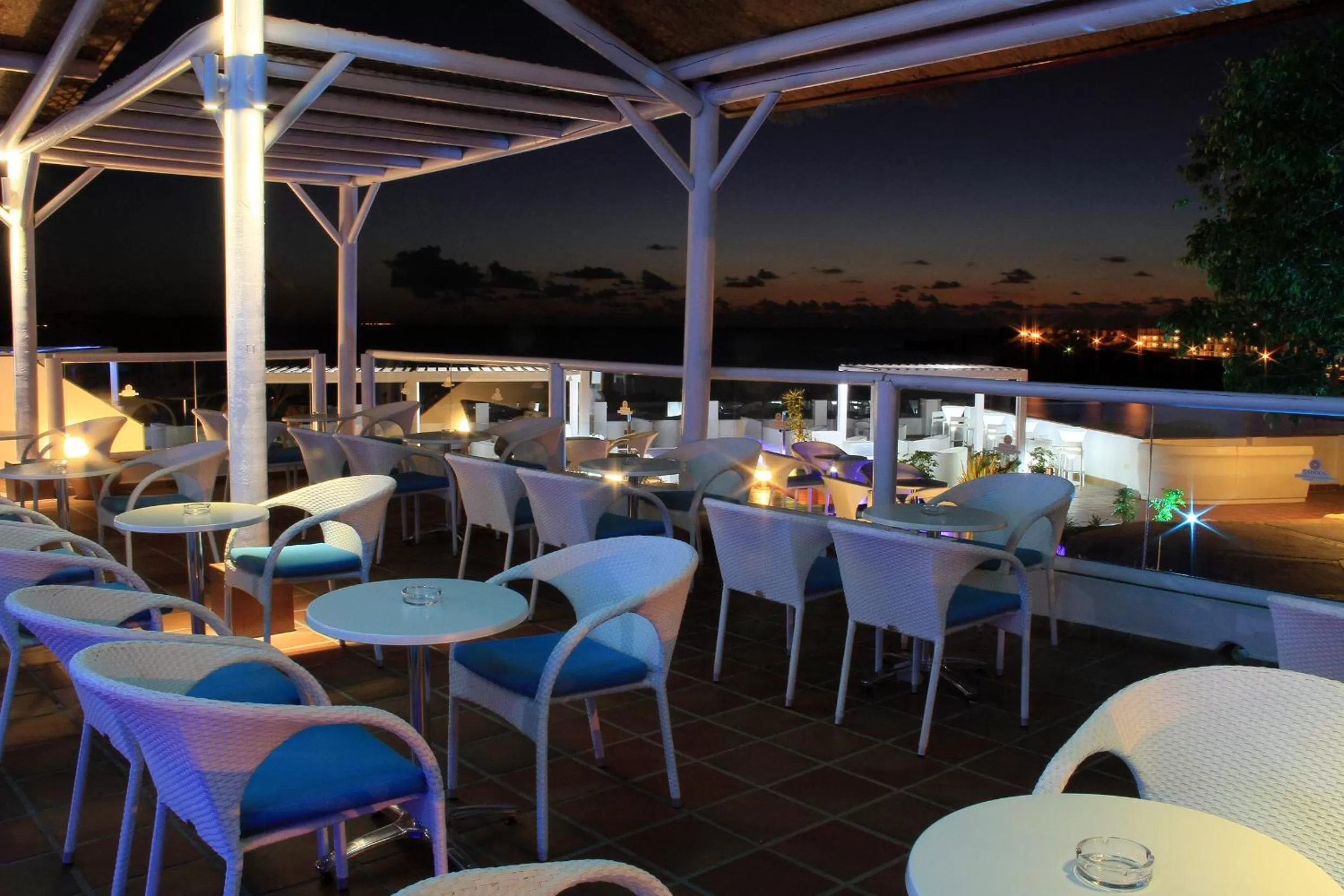 Patio in Sandos Papagayo