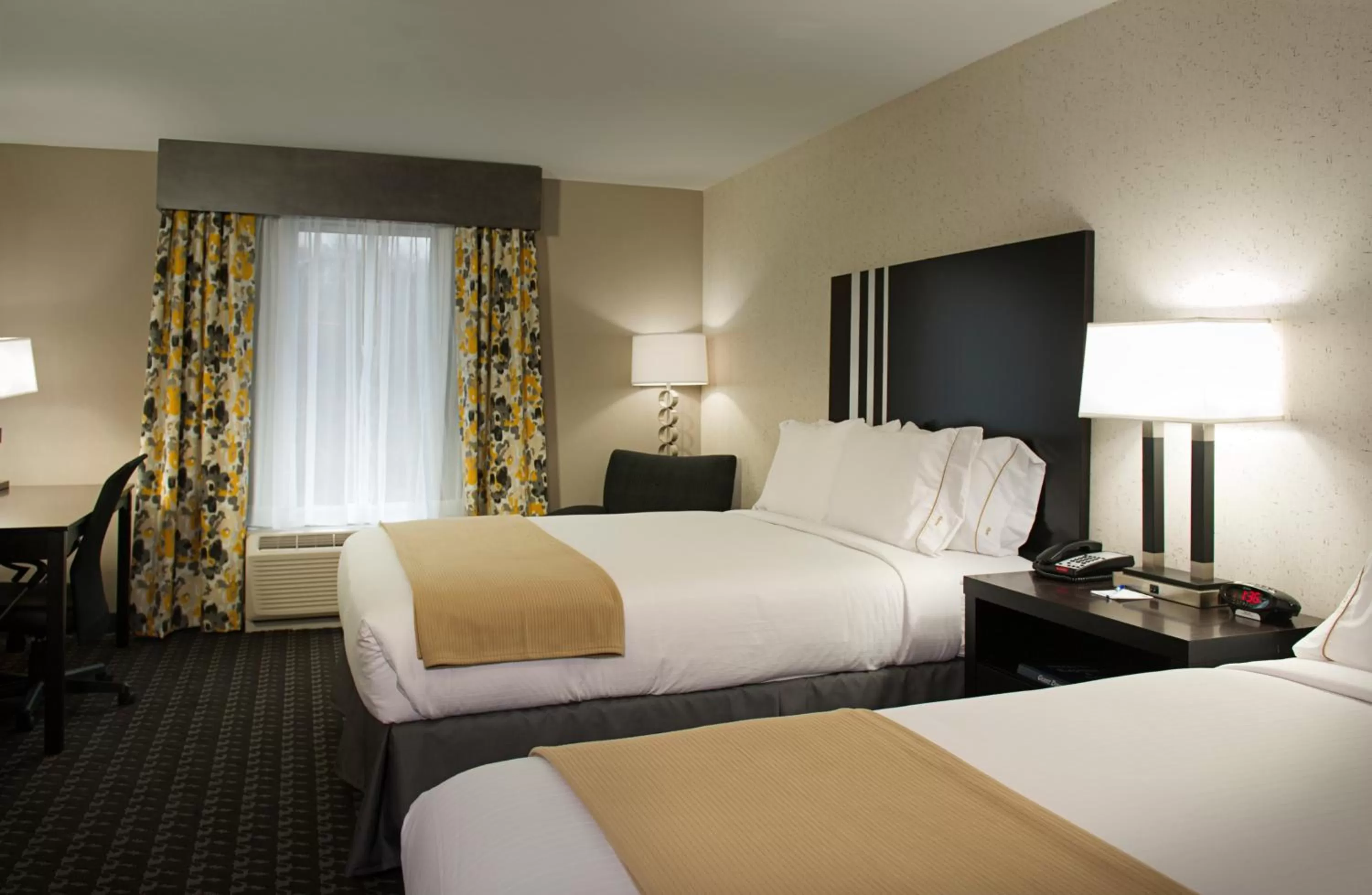 Bed in Holiday Inn Express and Suites Madison Central by IHG
