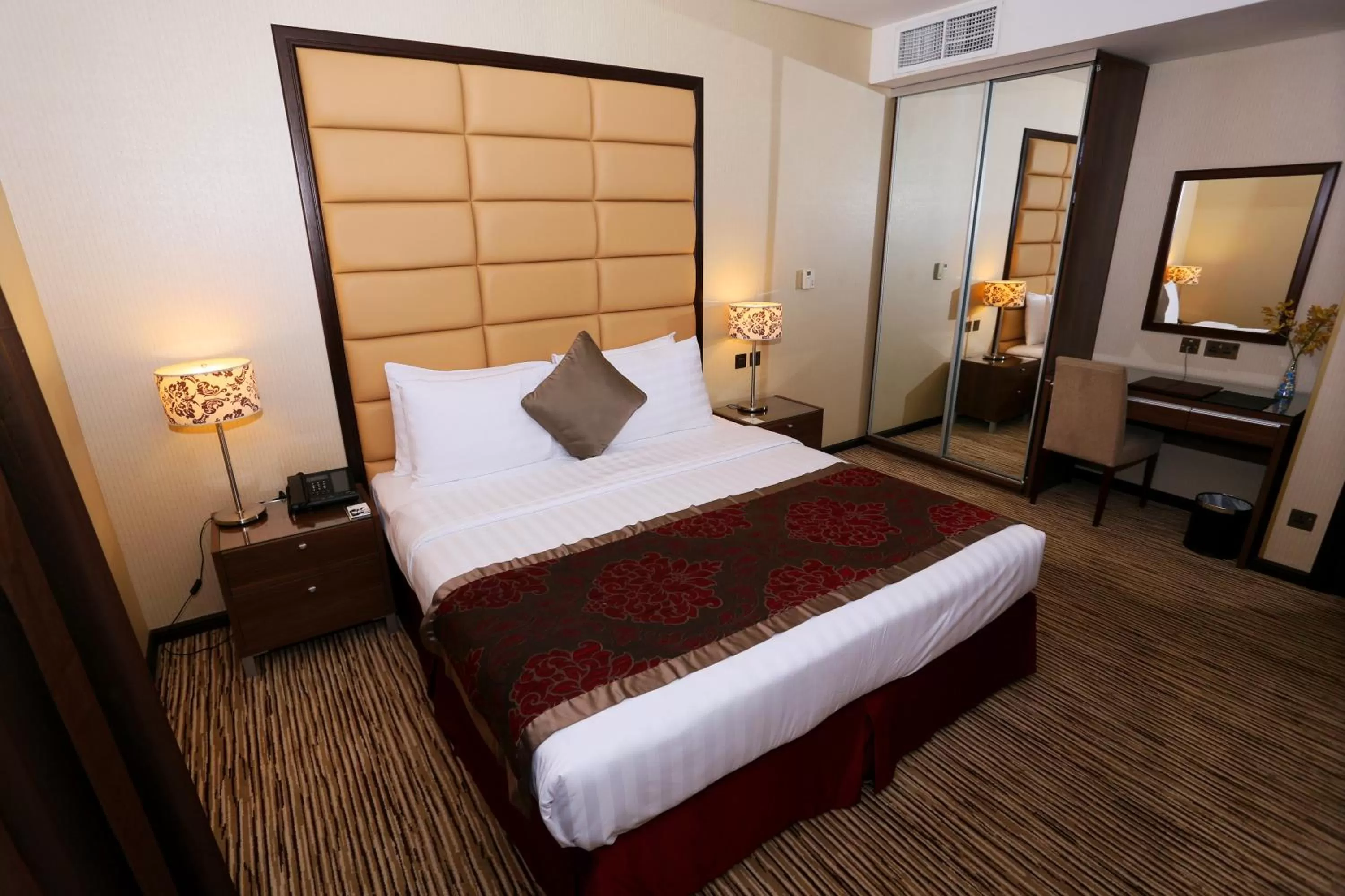 Family one bedroom suite with Garden view in Al Hamra Hotel