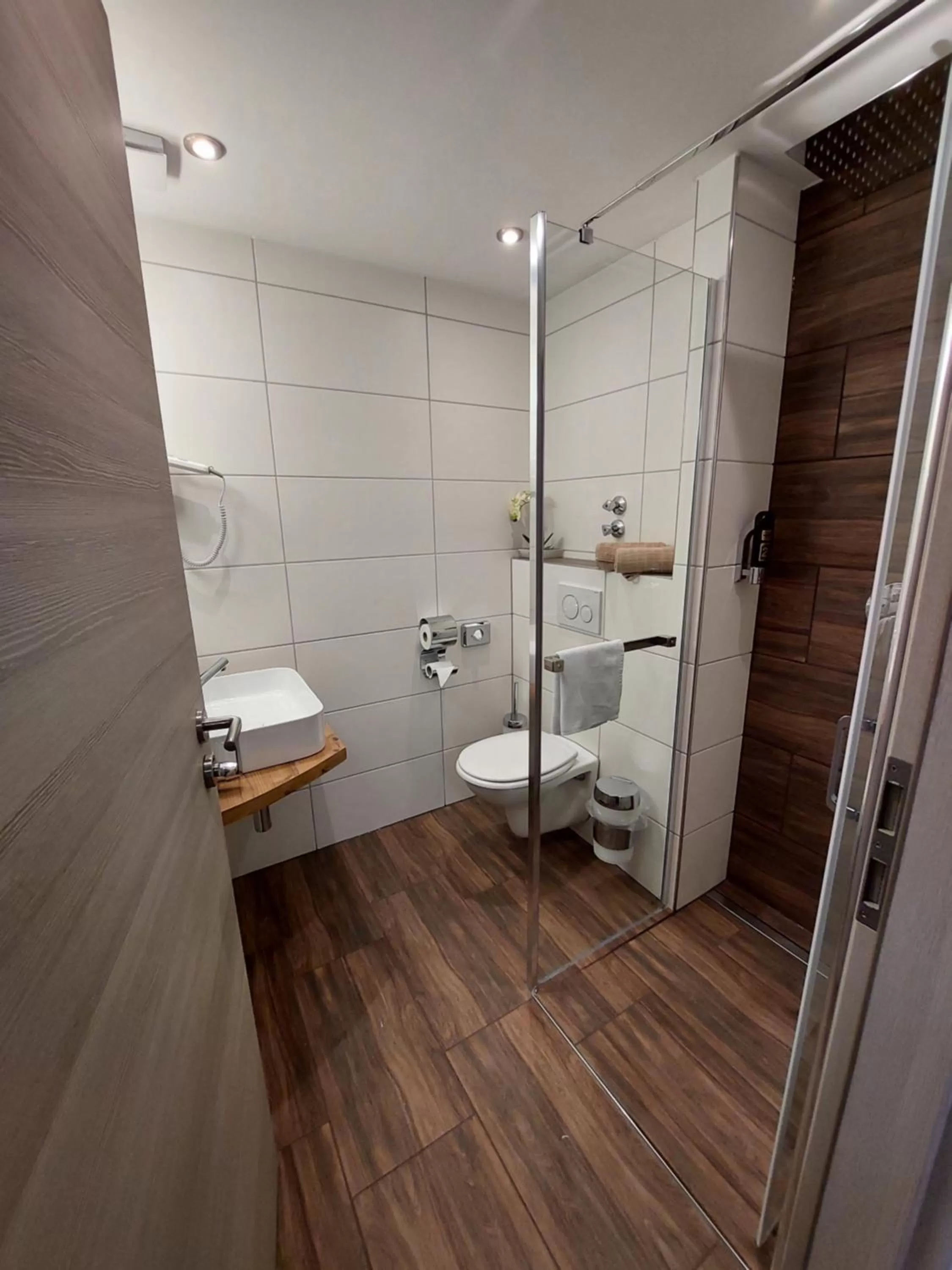 Bathroom in Landgasthof Mörsbergei