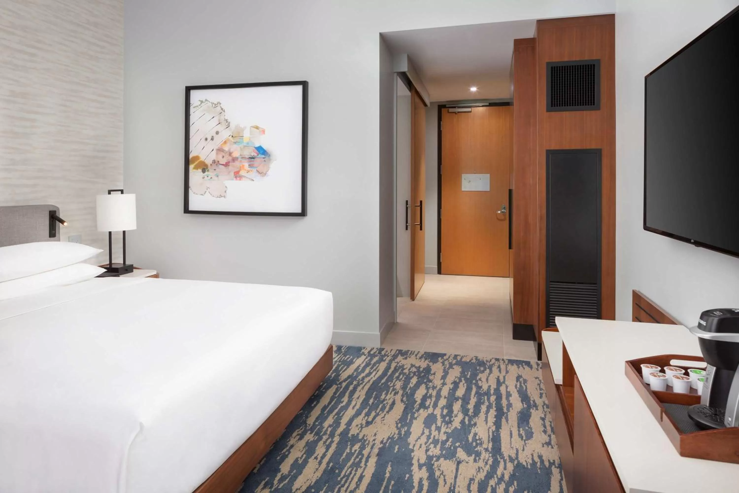 Photo of the whole room, Bed in Grand Hyatt at SFO