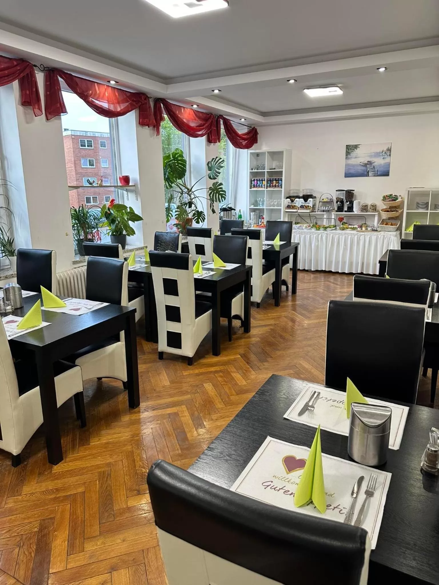 Restaurant/places to eat in Hotel Deutscher Hof