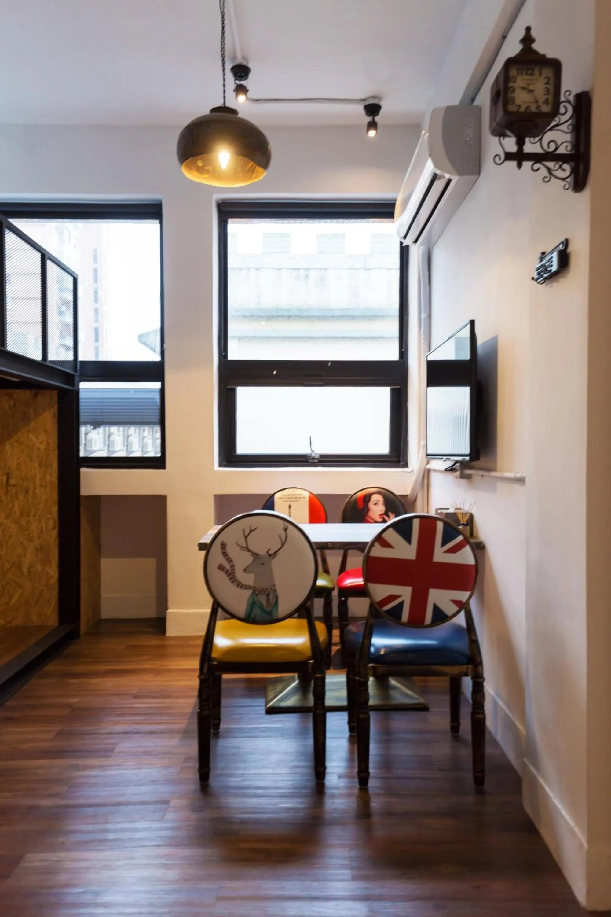 Seating area in You Worth Inn