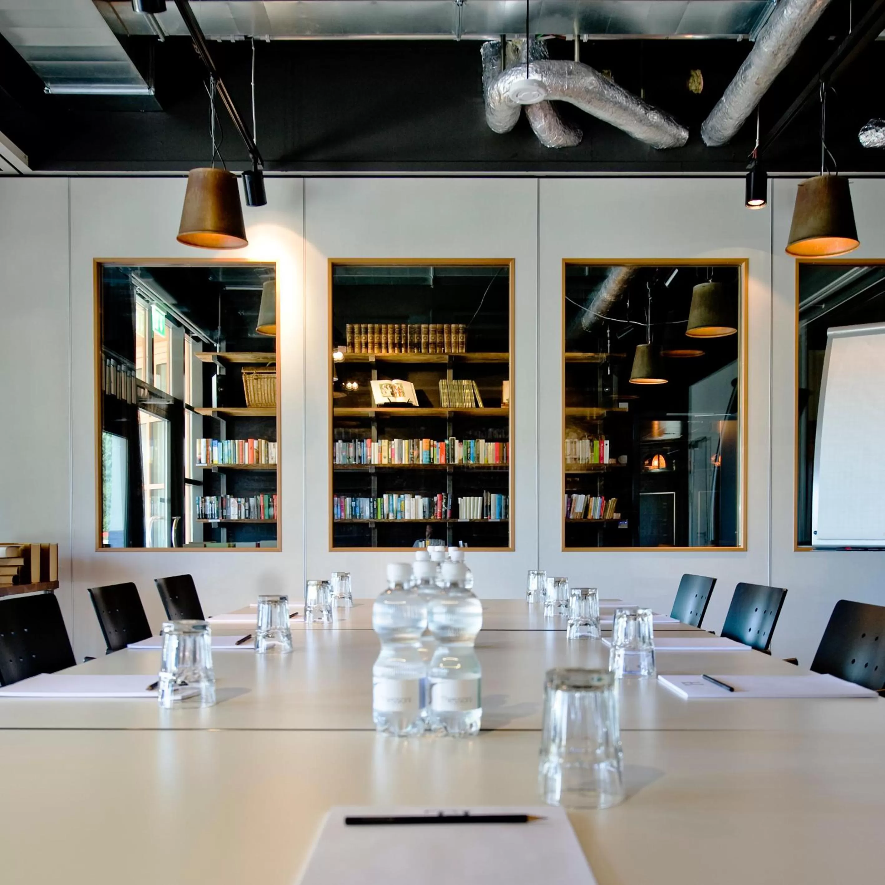 Business facilities in Boutiquehotel Thessoni Classic & Self service Residence Home Zürich