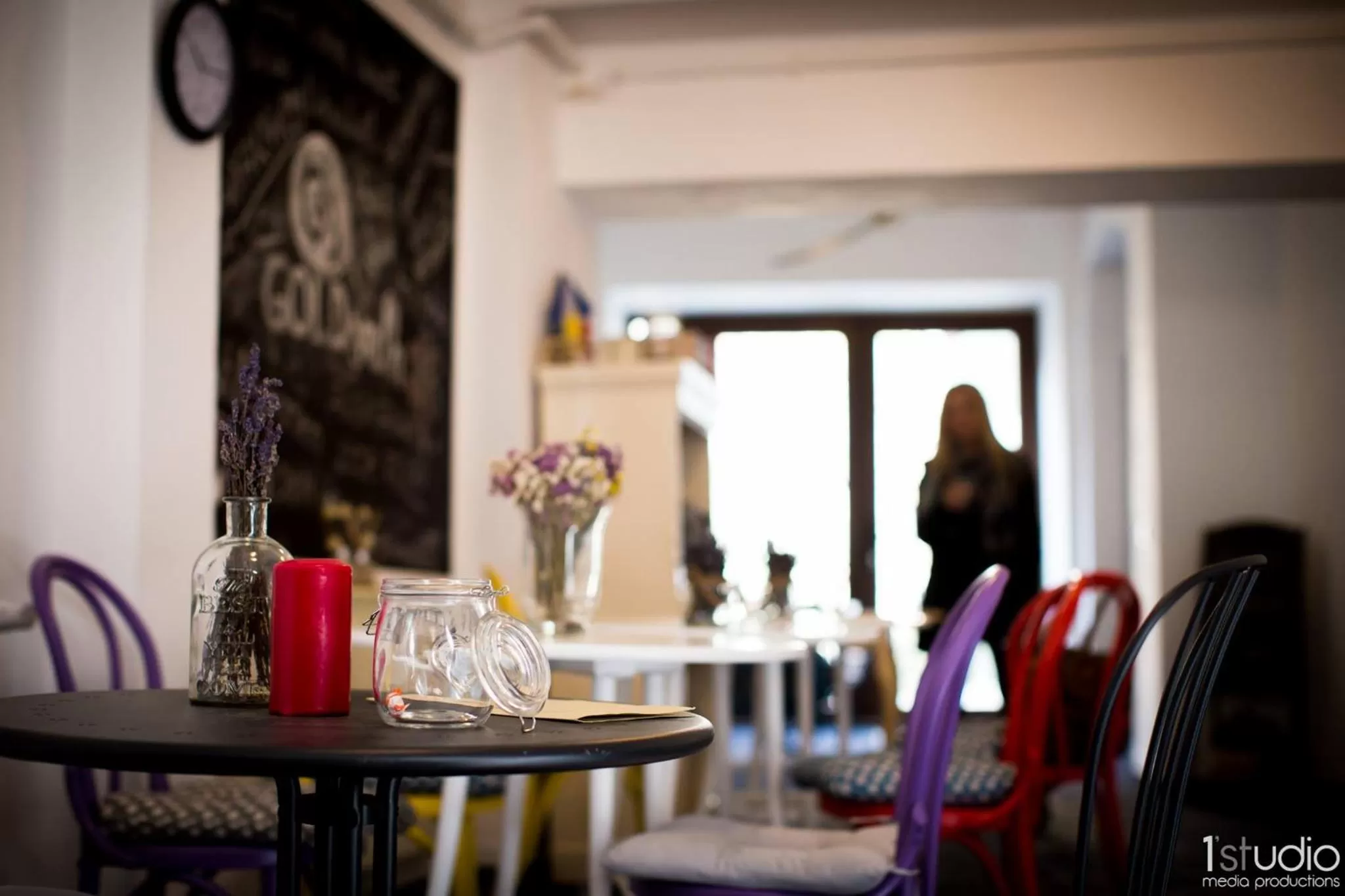 Communal lounge/ TV room in Goldsmith