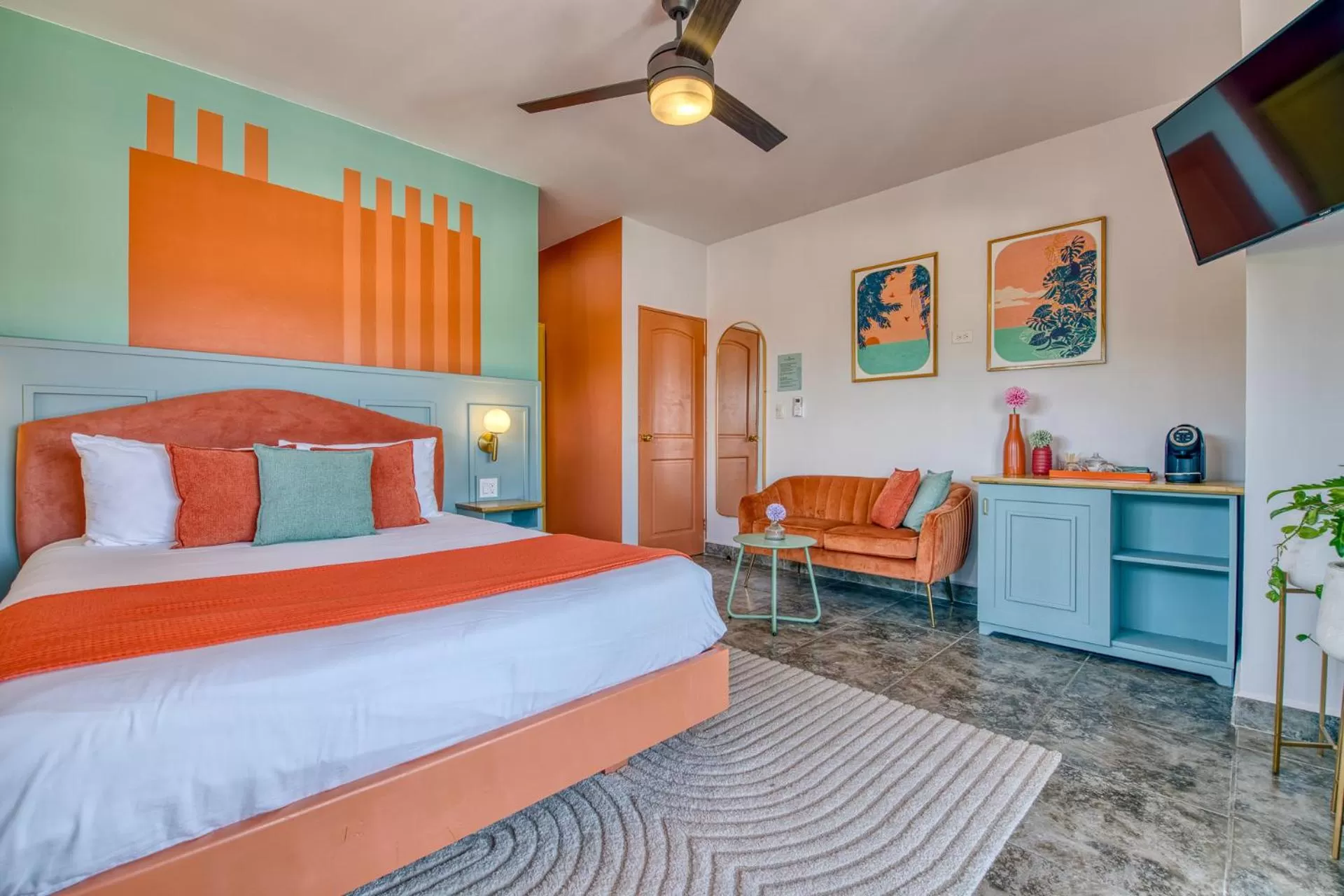 Photo of the whole room, Bed in Bocas Paradise Hotel