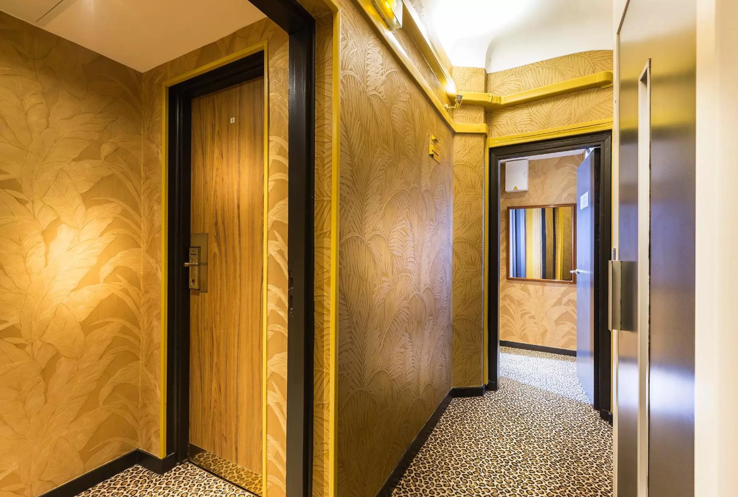 Decorative detail in Crystal Hotel